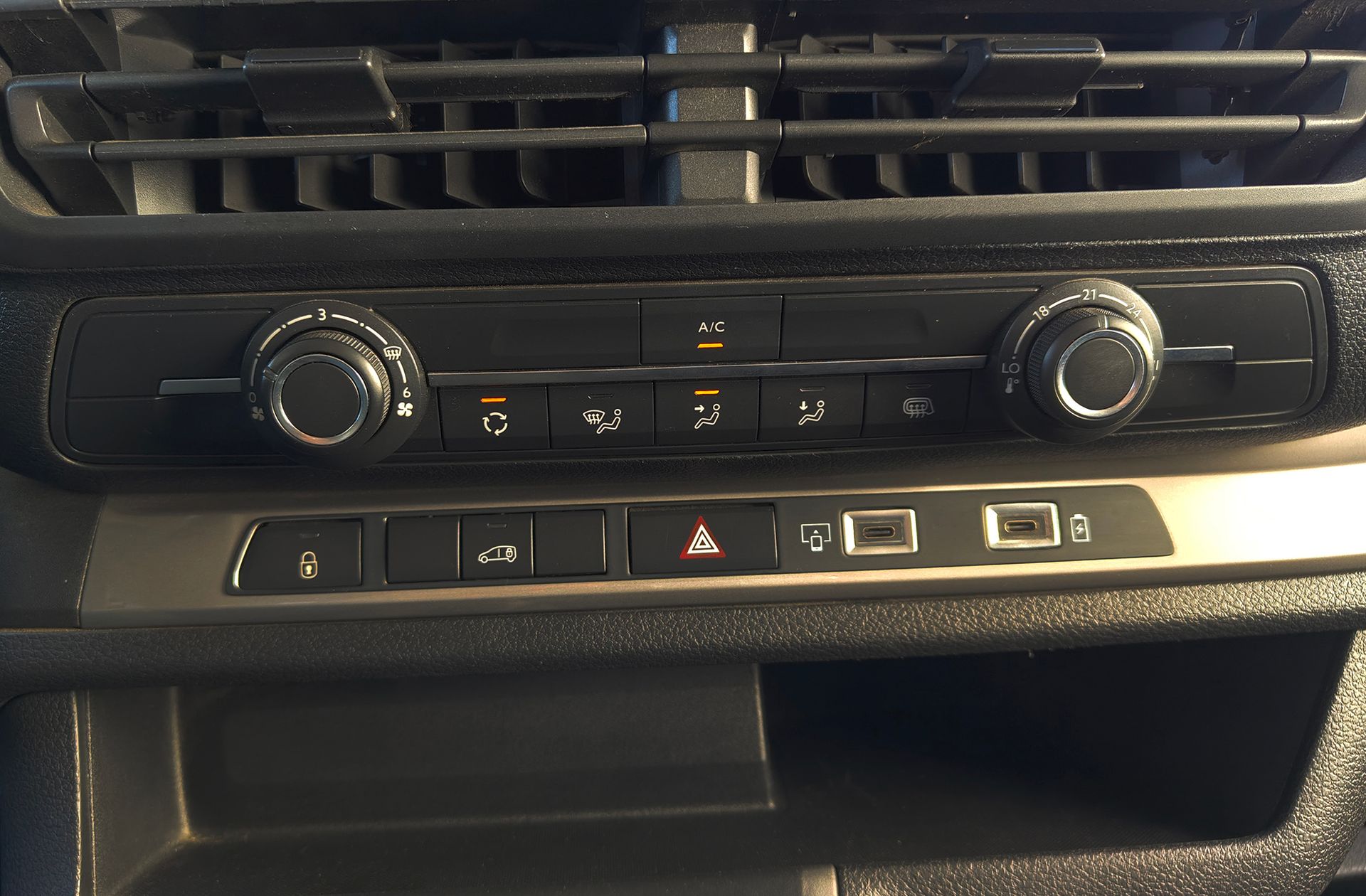 Citroën Jumpy Furgon BlueHDi 120 Talla M - foto 25
