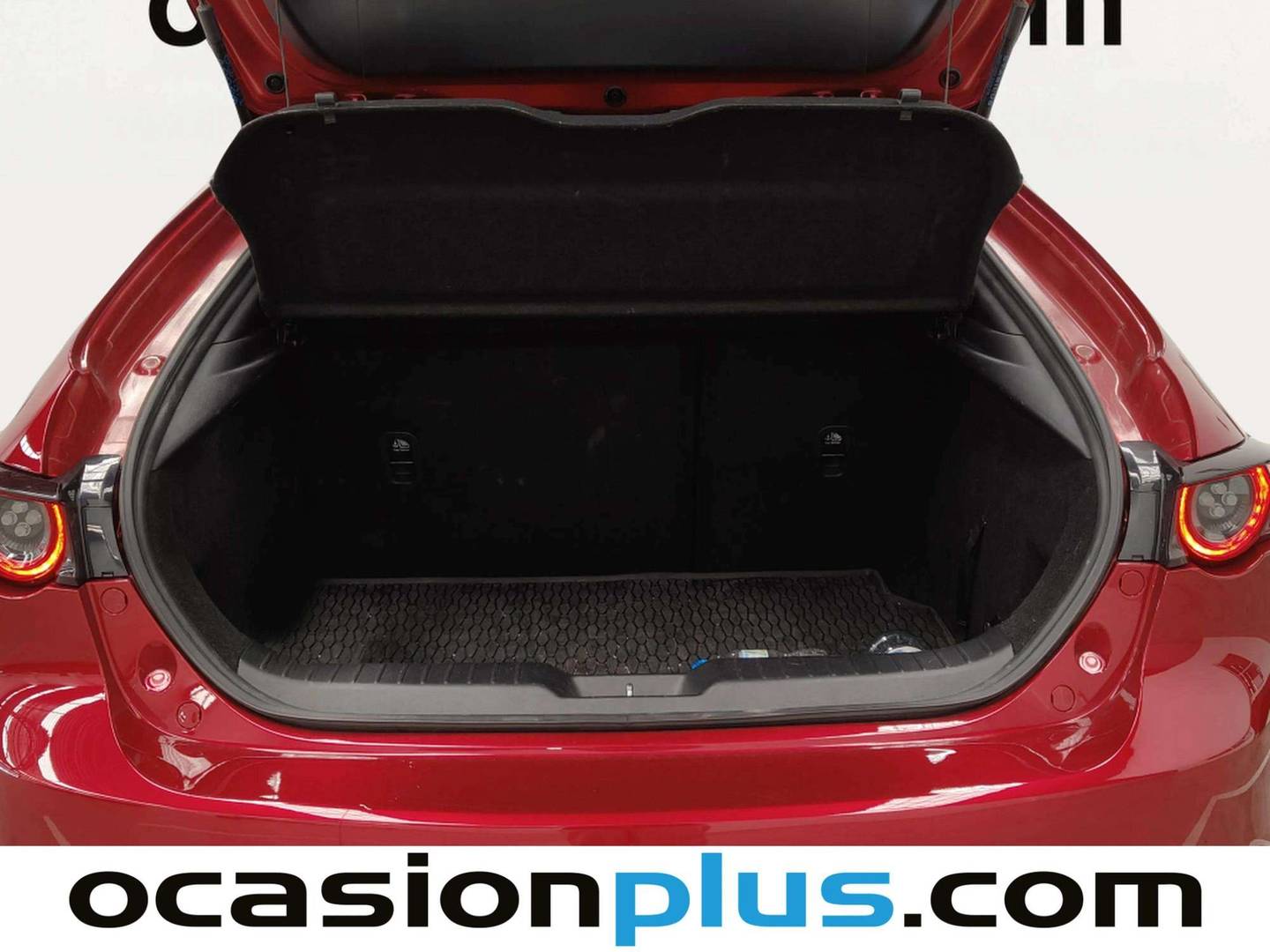 Fotos maletero Mazda Mazda3 Mazda Mazda 3 2.0 SKYACTIV-X Zenith-X (181 CV)