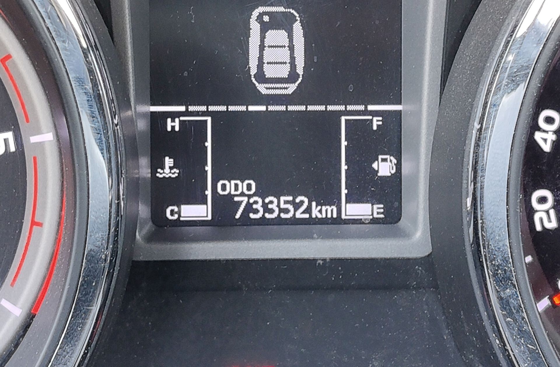 SsangYong Tivoli D16T Limited 4x2 - foto 9