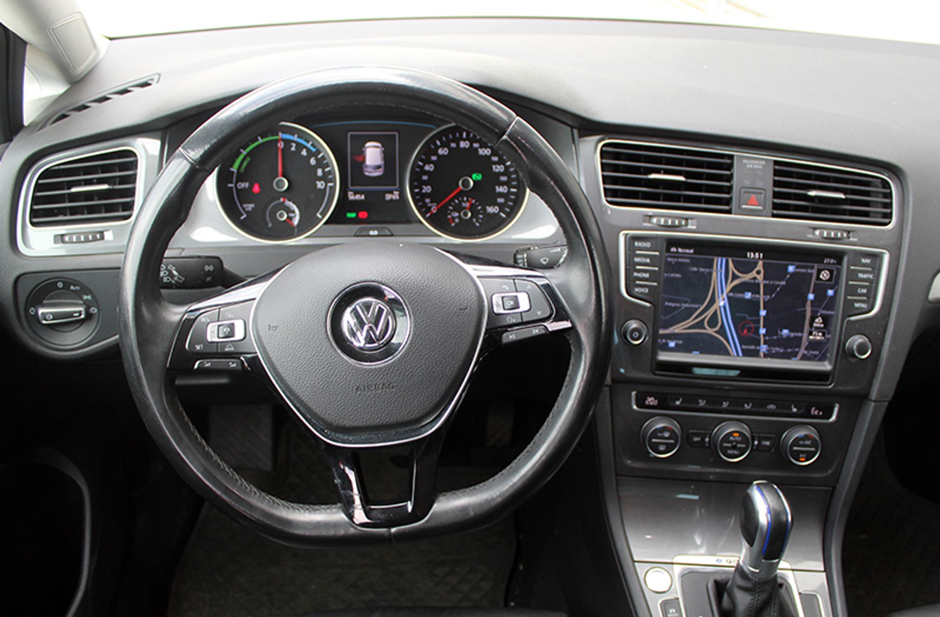 Volkswagen Golf e-Golf ePower - foto 26