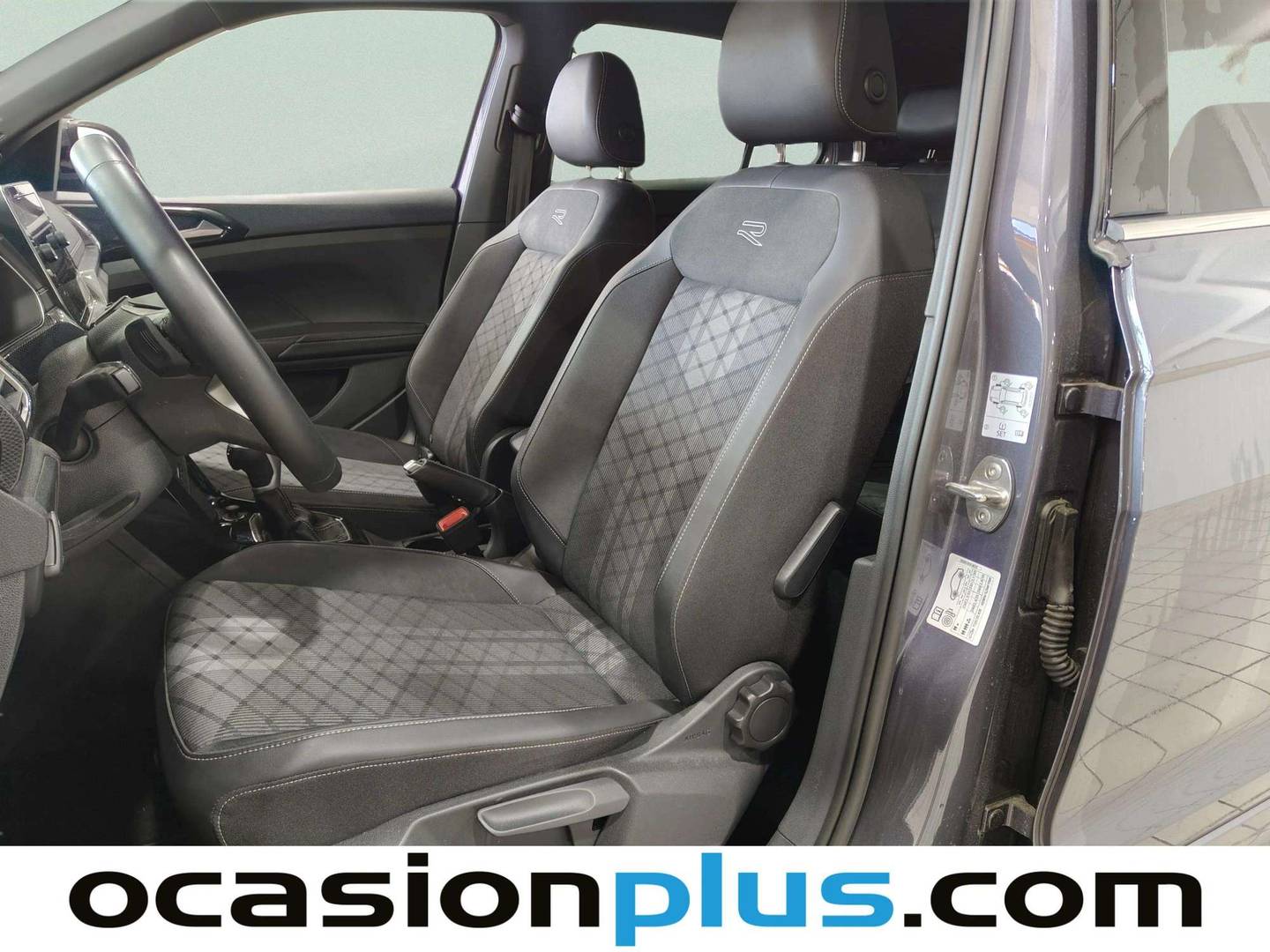 Foto asientos delanteros Volkswagen T-Cross Volkswagen T-Cross T-Cross R-Line 1.5 TSI (150 CV) DSG Pack R-Line