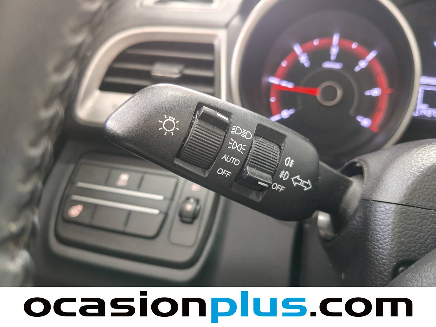 SsangYong Tivoli SsangYong Tivoli D16T Limited 4x2 (115 CV) seminuevo