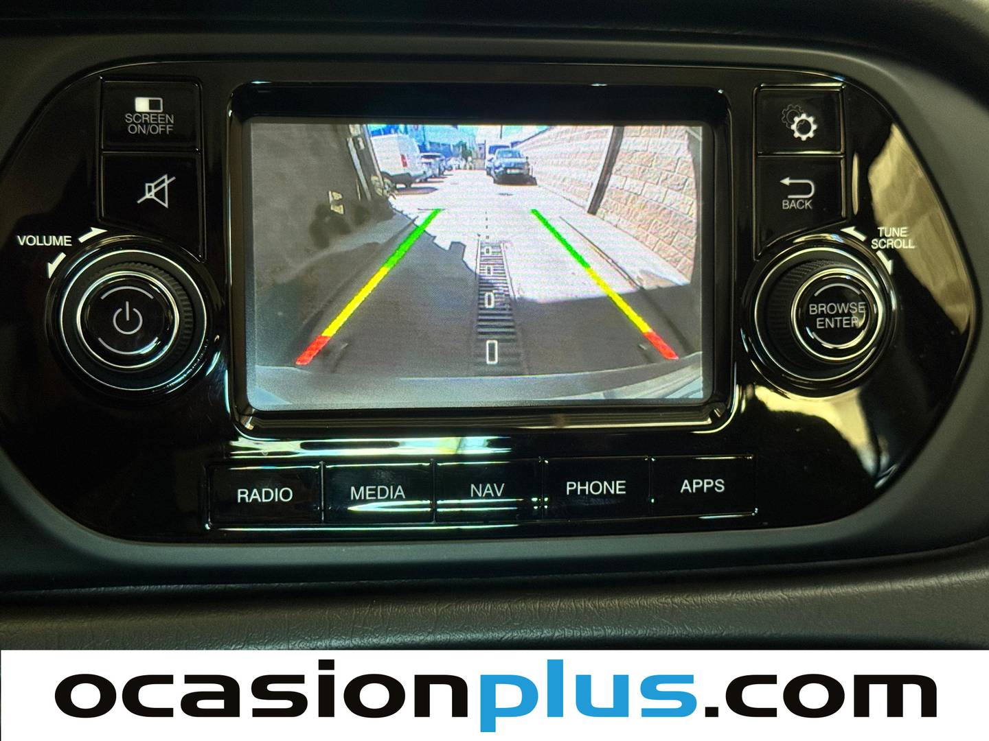 Equipamiento del Fiat Tipo Fiat Tipo Sedan 1.4 Lounge (95 CV)