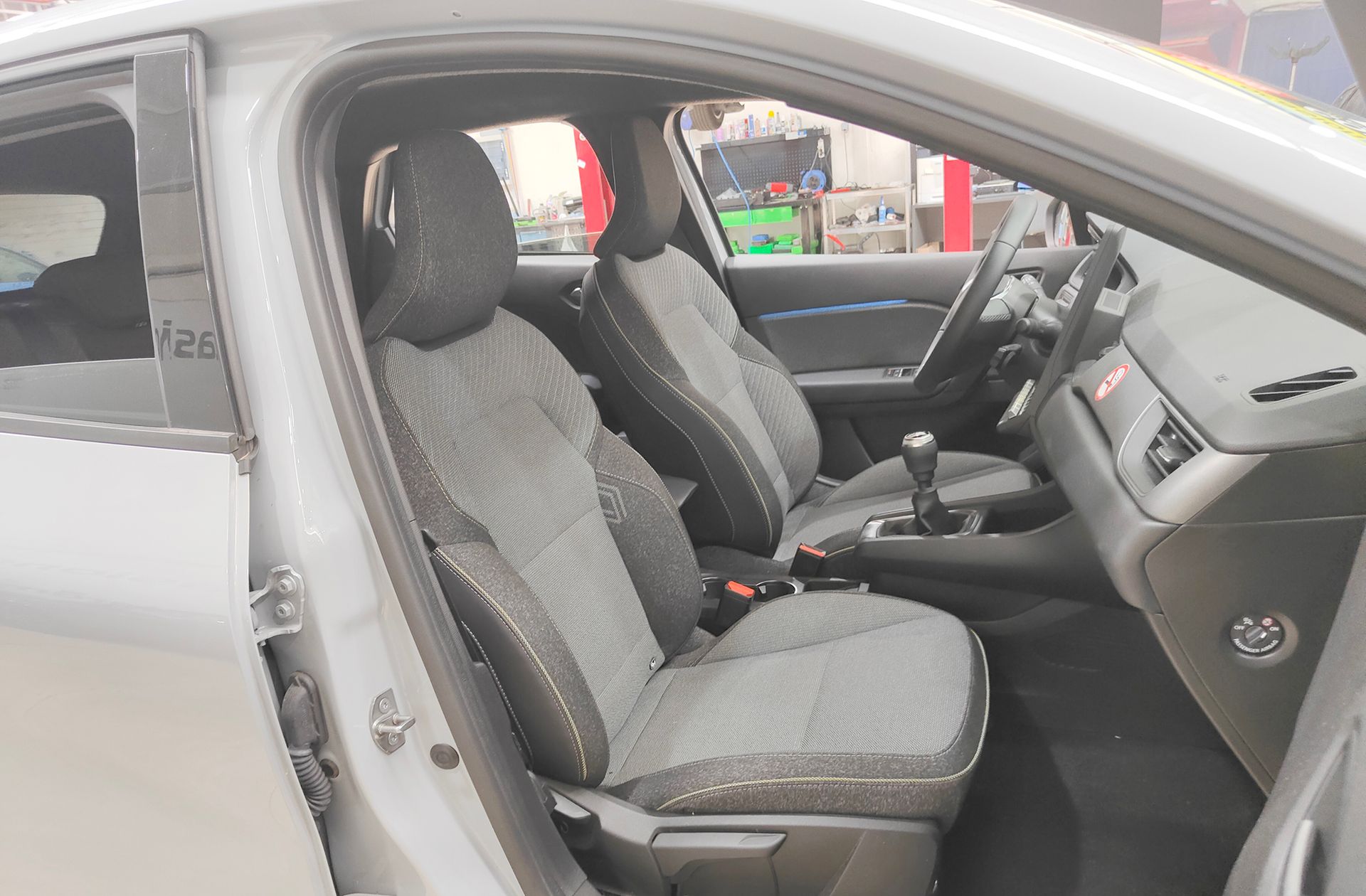 Renault Captur Techno TCe - foto 18