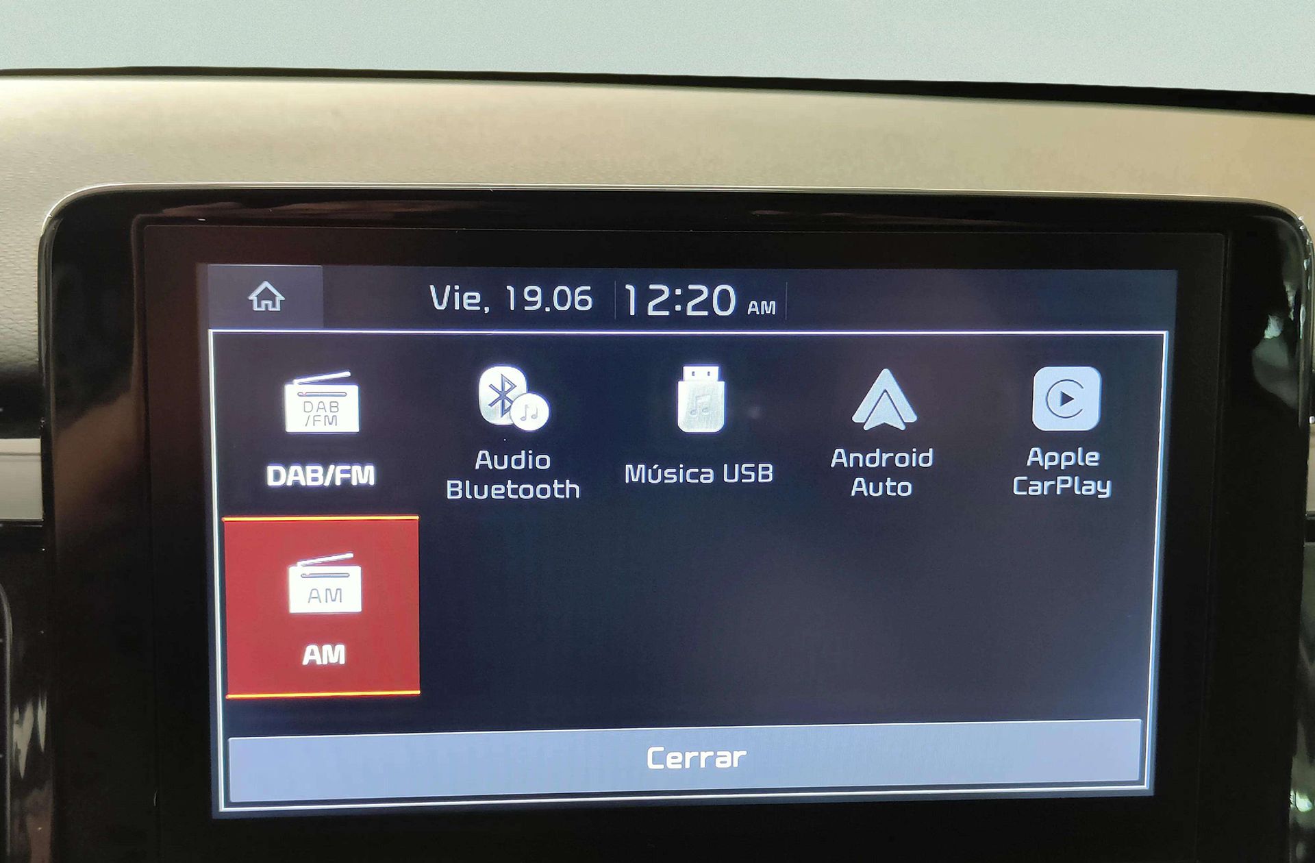 Kia Stonic 1.0 T-GDi Concept - foto 7