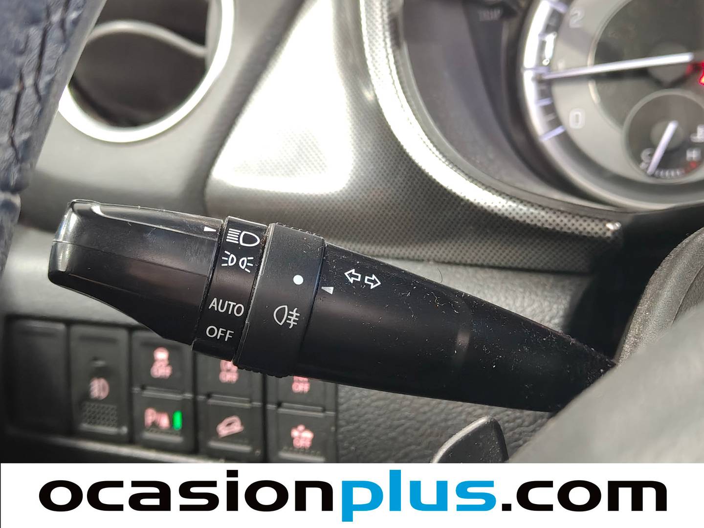 Acabados Suzuki Vitara Suzuki Vitara 1.4 Turbo GLX SR 4WD 6AT (140 CV)