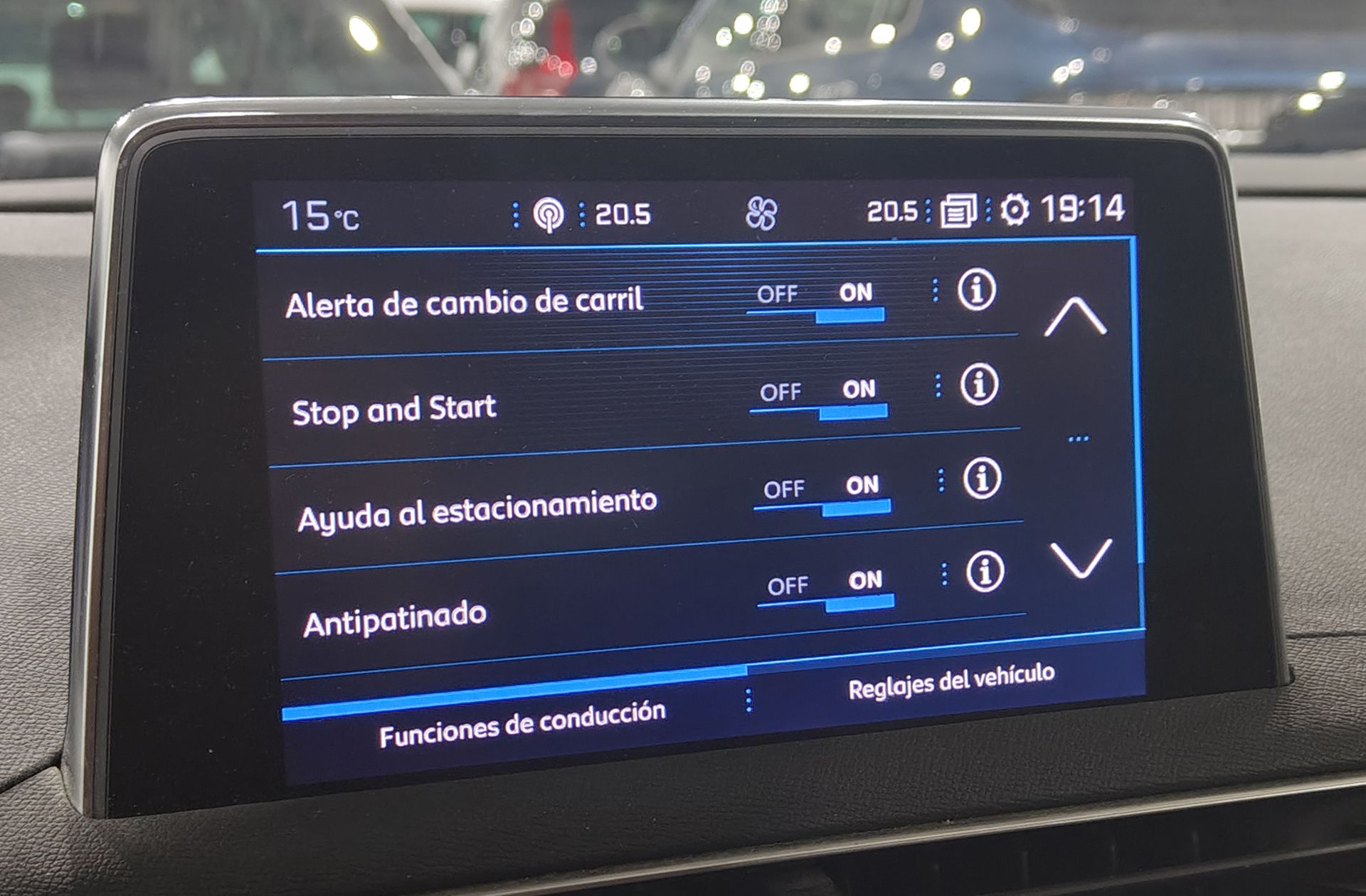 Peugeot 3008 BlueHDi 130 Allure EAT8 - foto 9