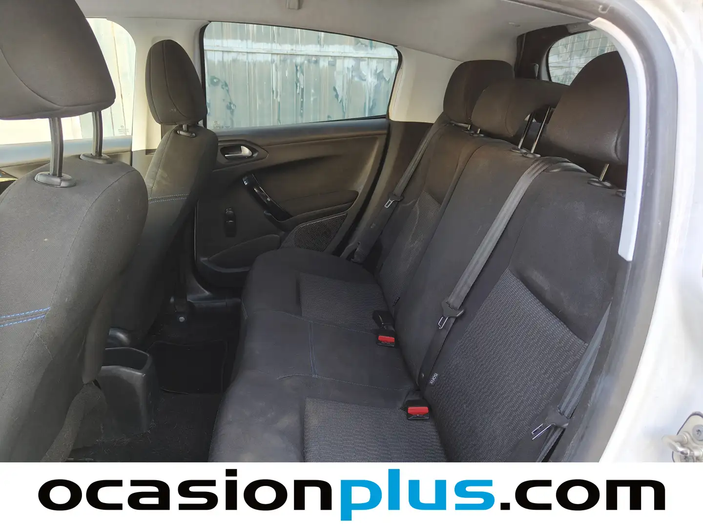 Foto Peugeot 208 Peugeot 208 PureTech Signature (82 CV)