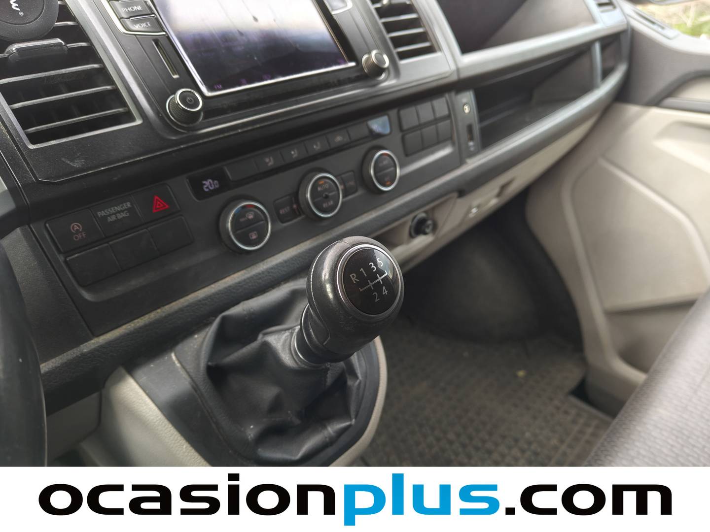 Volkswagen Caravelle Volkswagen Caravelle Trendline Batalla Corta 2.0 TDI BMT (102 CV) 9 PLAZAS barato