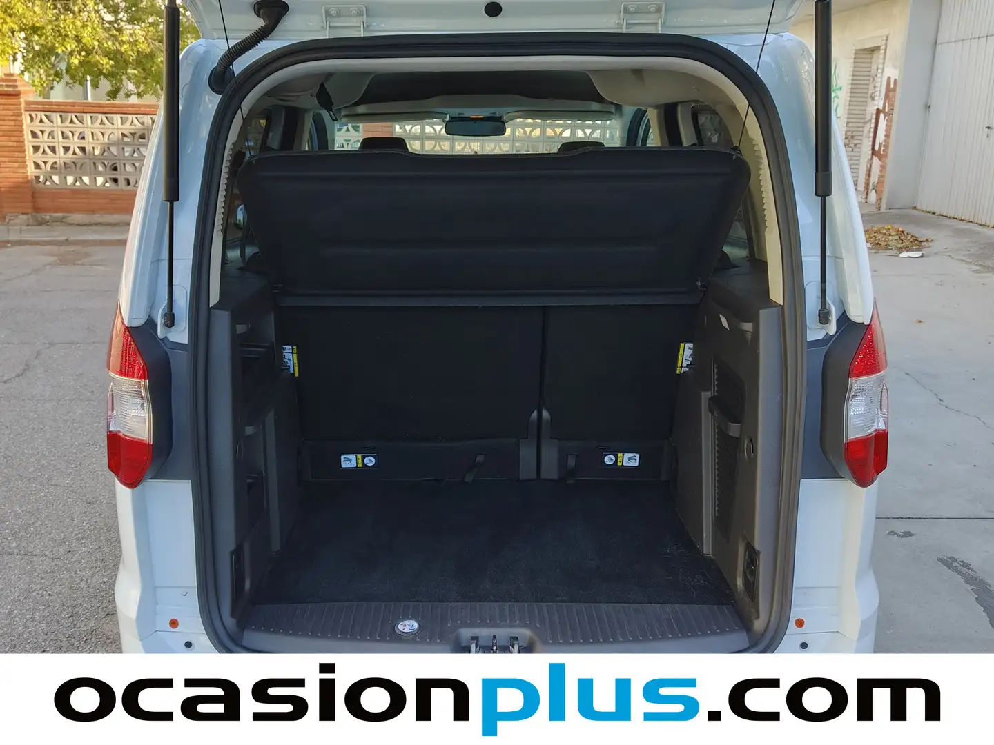 Foto Ford Tourneo Courier Ford Tourneo Courier 1.0 EcoBoost Sport  (100 CV)