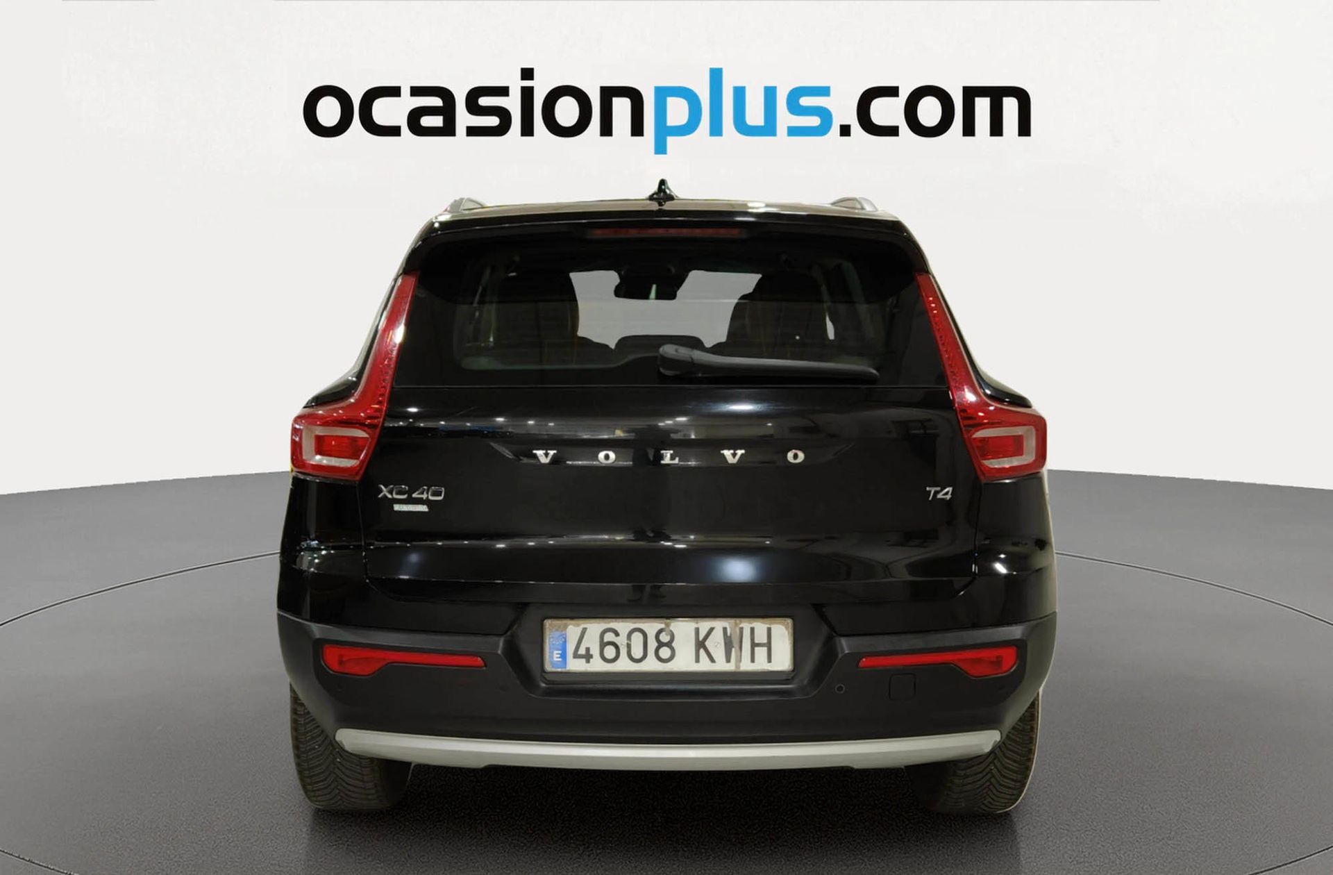 Volvo XC40 T4 Momentum - foto 16