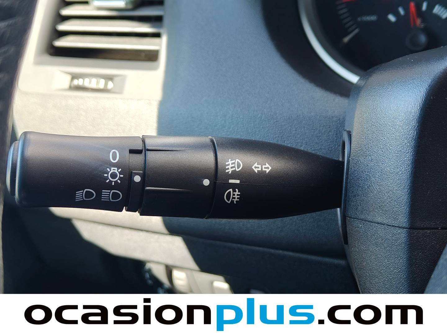 Extras y acabados del Renault Mégane Renault Megane Emotion 1.6 16V (110 CV)