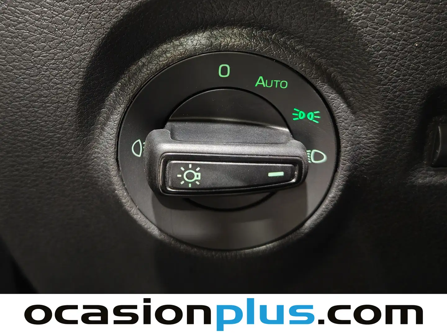 Foto Skoda Fabia Skoda Fabia 1.0 TSI Ambition Plus  (95 CV)