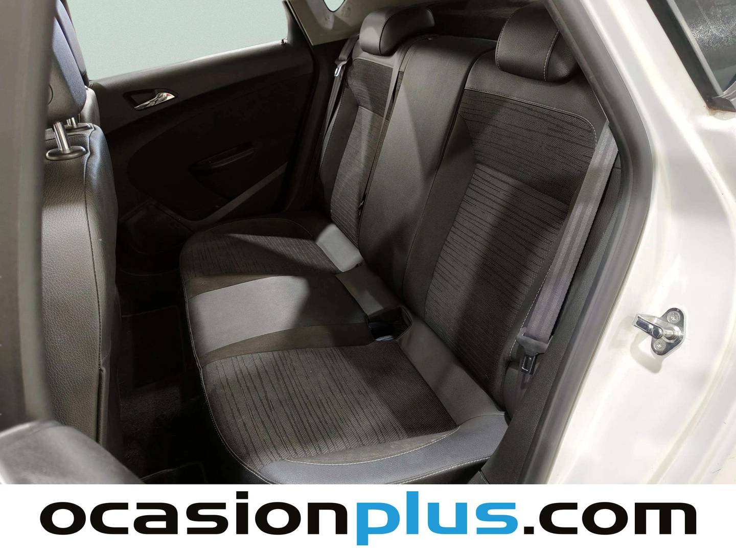 Foto asientos traseros Opel Astra Opel Astra 2.0 CDTi S&S Excellence (165 CV)