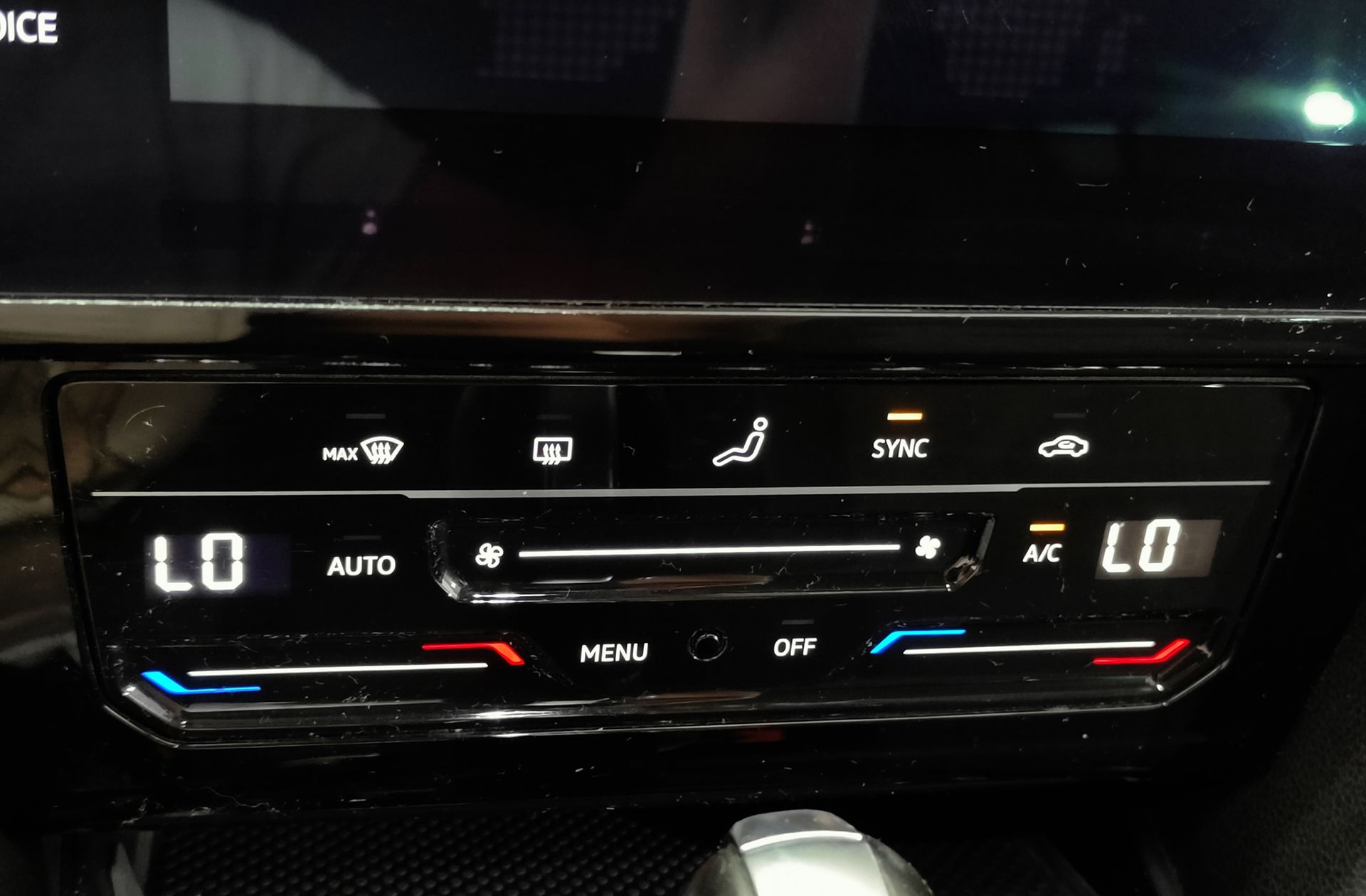 Volkswagen Passat Variant Executive 1.5 TSI DSG - foto 35