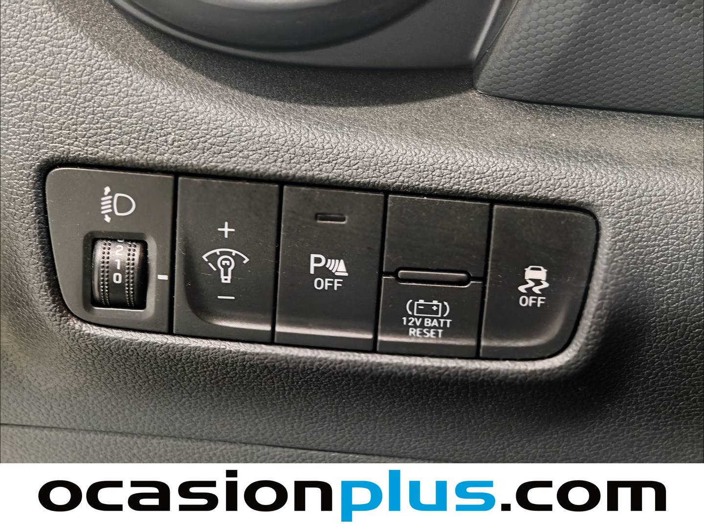 Foto Hyundai Kona Hyundai Kona 1.6 GDI HEV Maxx DCT (141 CV)