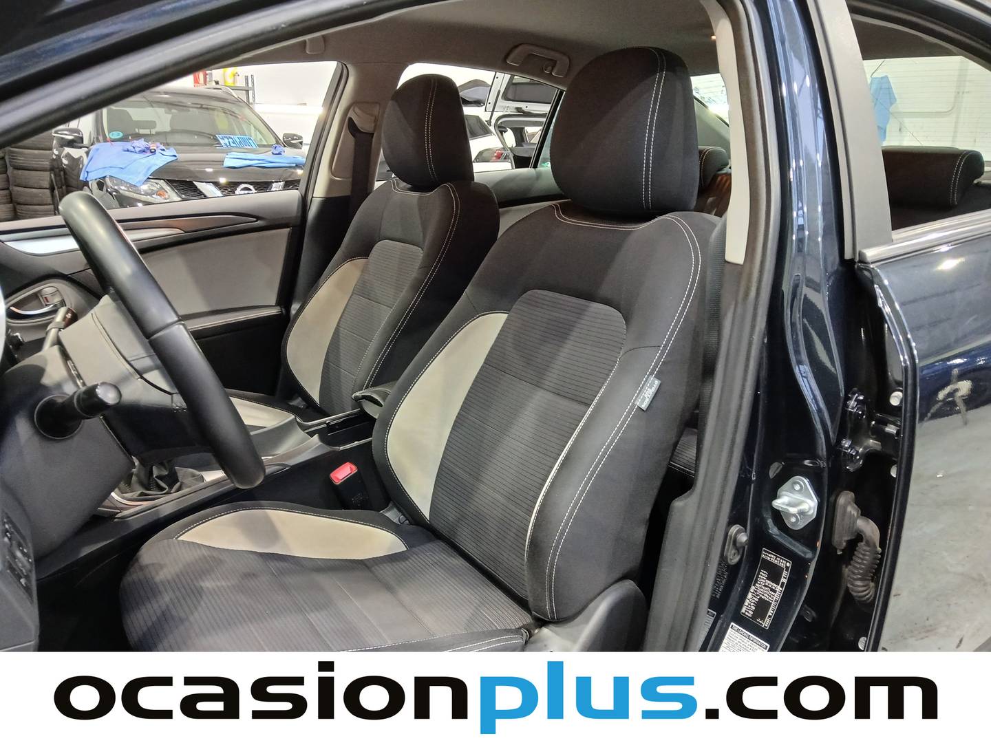 Foto Toyota Avensis Toyota Avensis 150D Advance (143 CV)