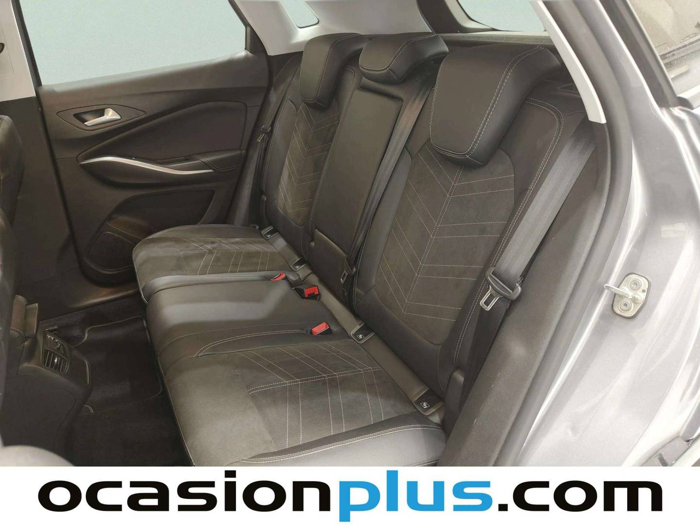 Foto asientos traseros Opel Grandland Opel Grandland 1.2 Turbo S&S GS Auto (130 CV)