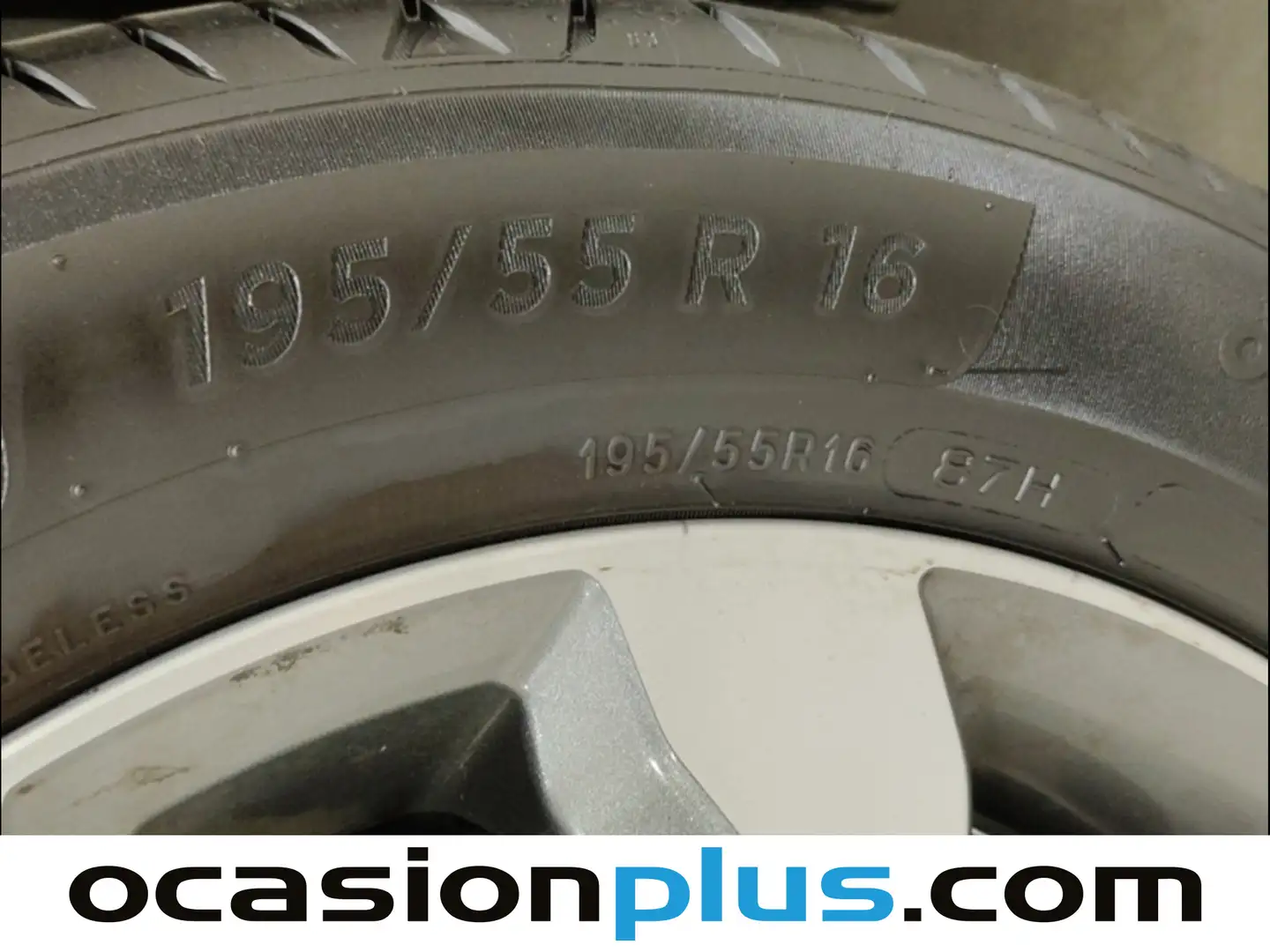 Foto KIA Stonic Kia Stonic 1.2 DPi Concept (79 CV)