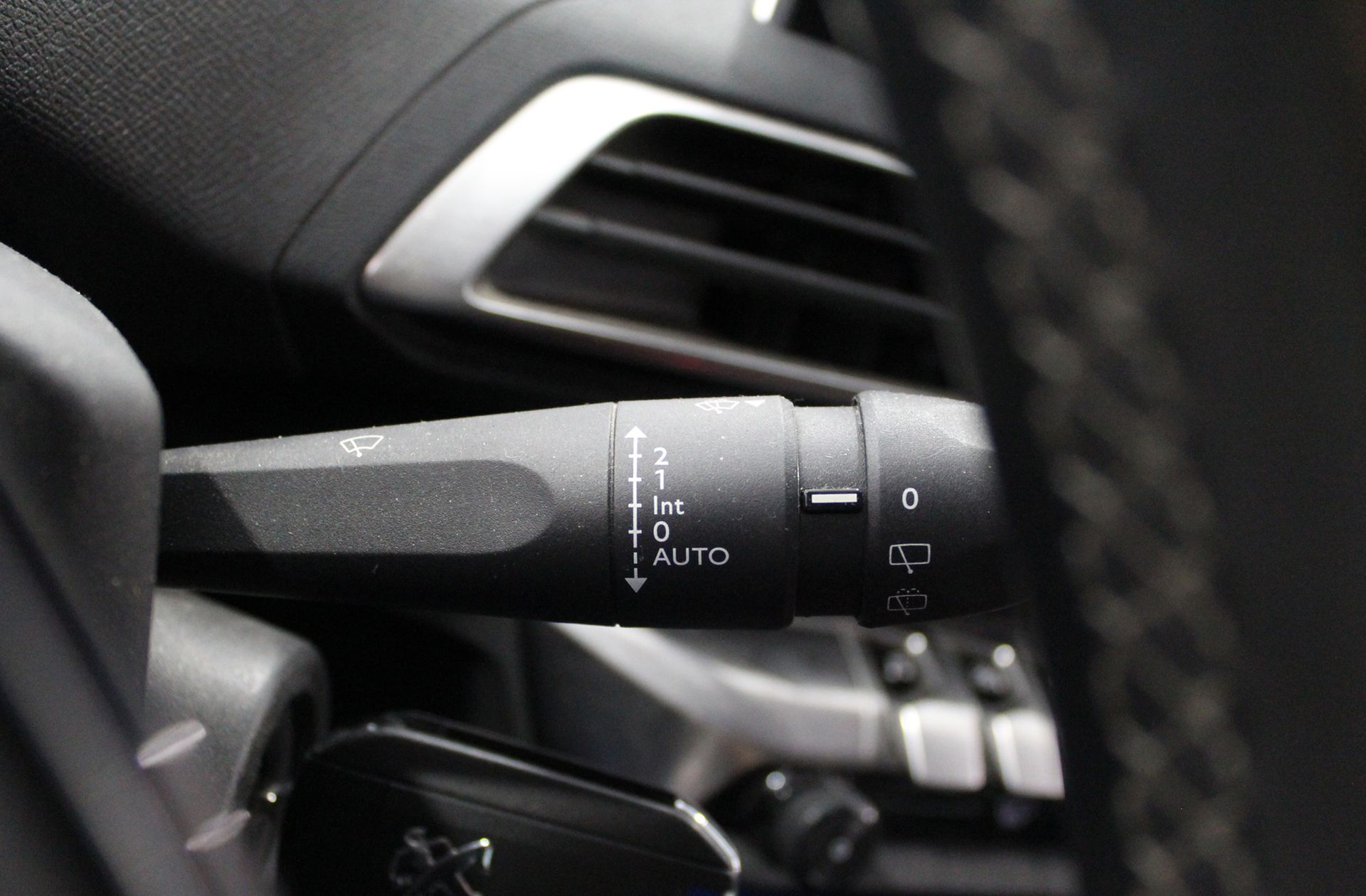Peugeot 5008 PureTech 130 Active - foto 26