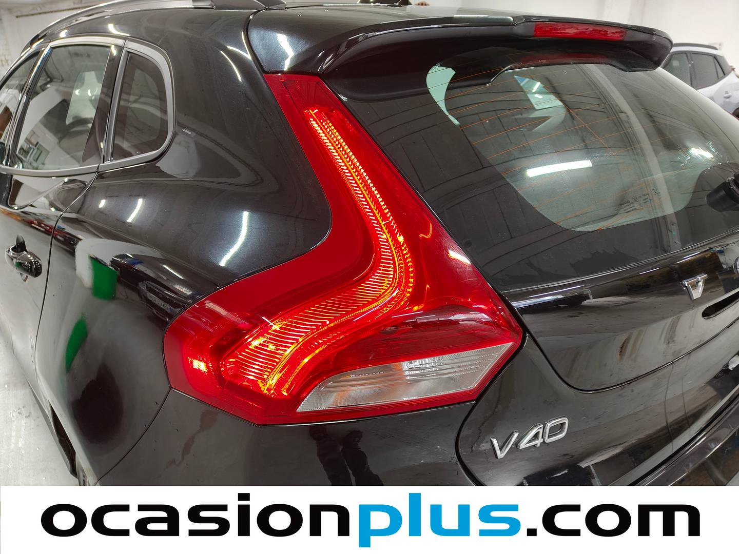 Foto Volvo V40 Cross Country Volvo V40 Cross Country D2 Momentum (120 CV)