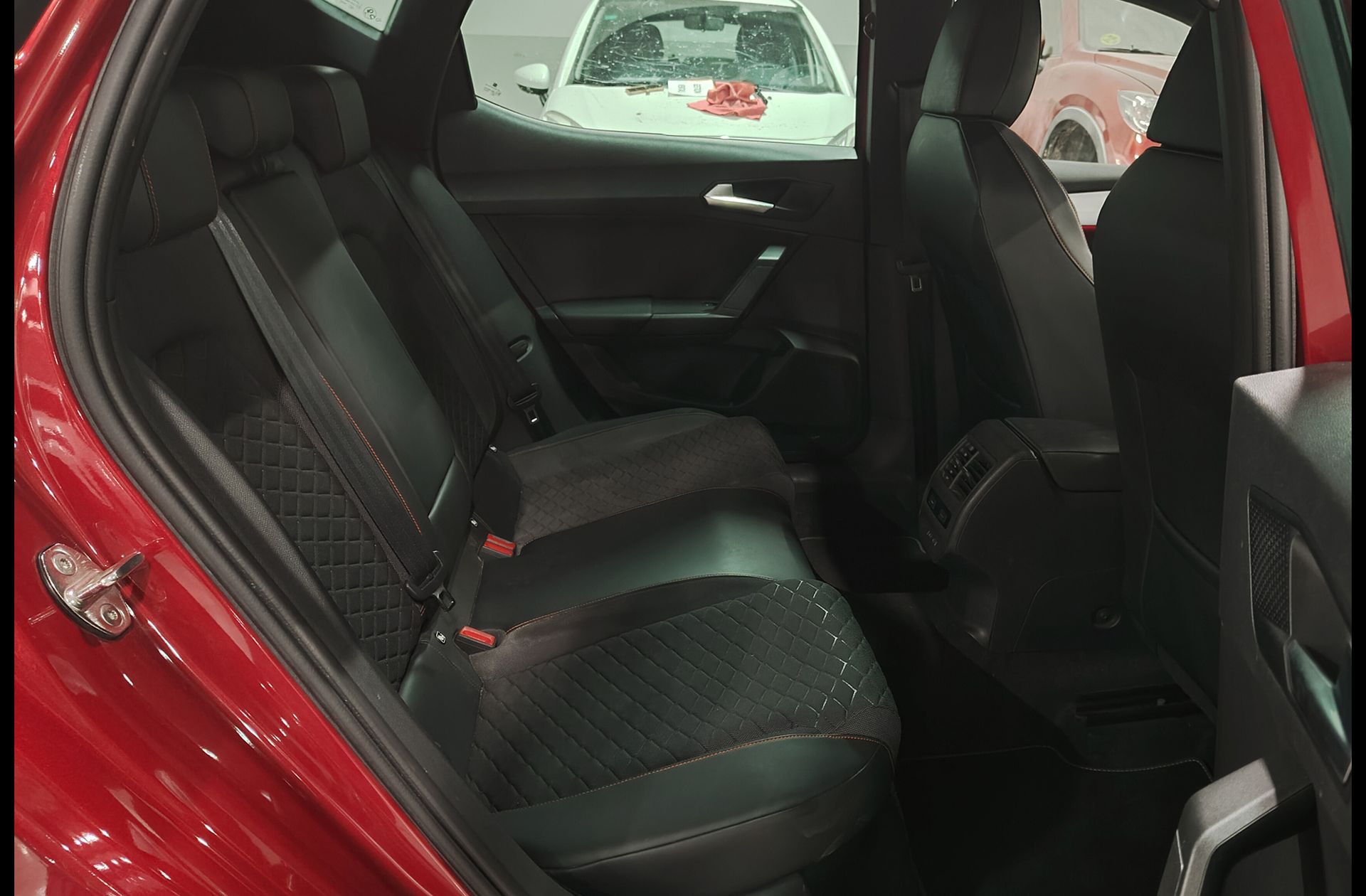 SEAT León 2.0 TDI FR Launch Pack L DSG - foto 18