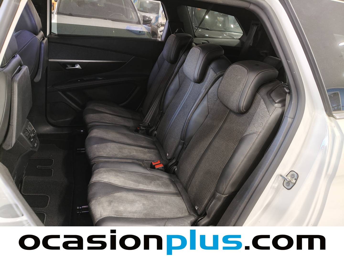 Foto asientos traseros Peugeot 5008 Peugeot 5008 BlueHDI 130 S&S GT Line EAT8 (130 CV)
