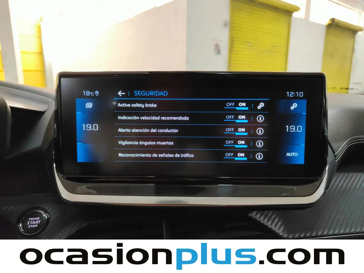 Foto Peugeot 2008 Peugeot 2008 PureTech 130 GT (130 CV)