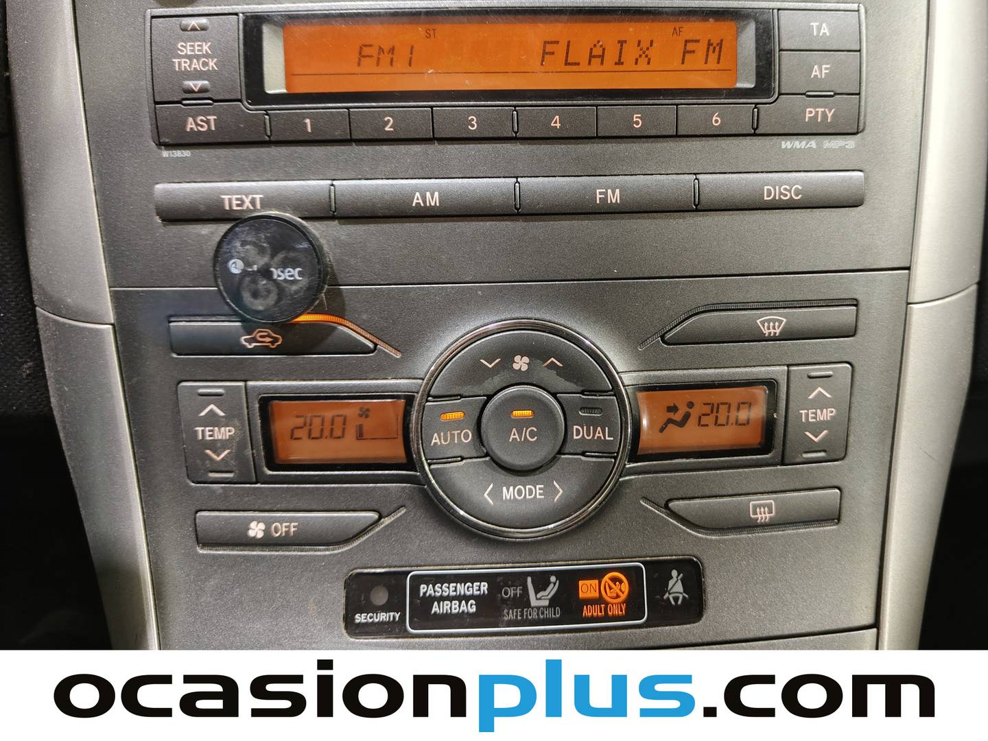 Extras y acabados del Toyota Auris Toyota Auris 1.33 VVT-I Dual Live (101 CV)
