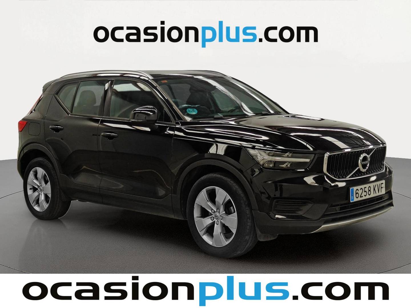 Foto delantera Volvo XC40 Volvo XC40 D3 Momentum Auto (150 CV) derecha