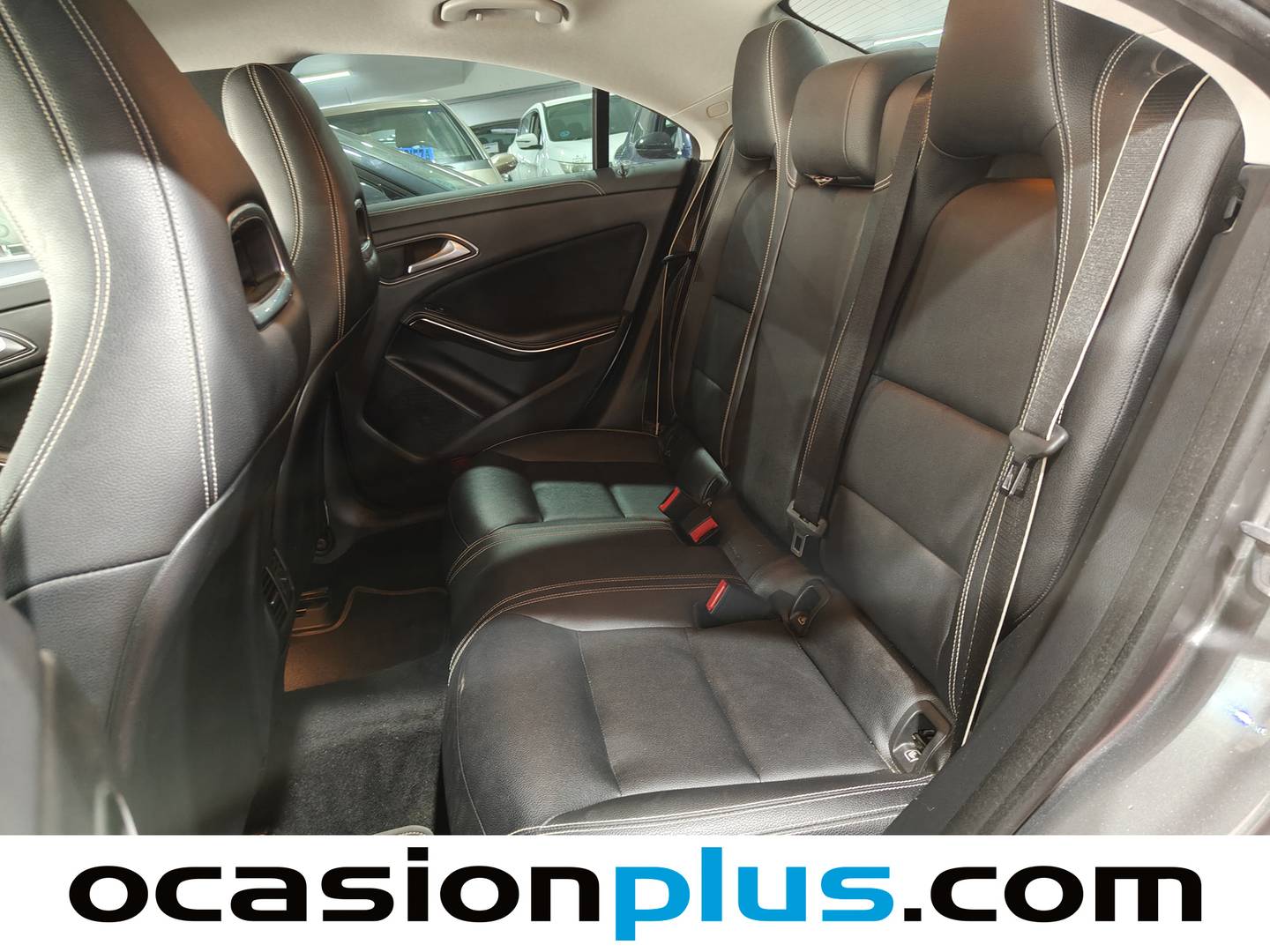 Foto asientos traseros Mercedes CLA Mercedes CLA 200 d (136 CV)