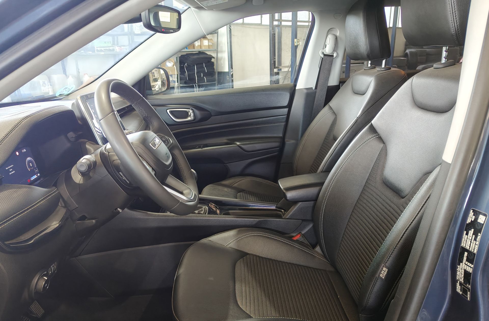 Jeep Compass 1.3 Gse Night Eagle FWD - foto 9