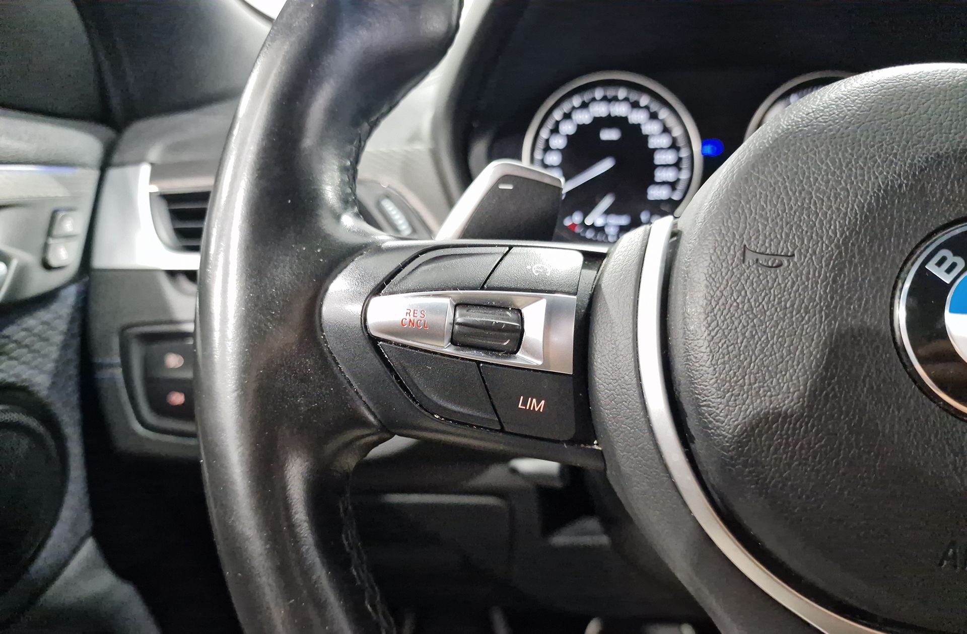 BMW X2 sDrive18d Pack M - foto 32