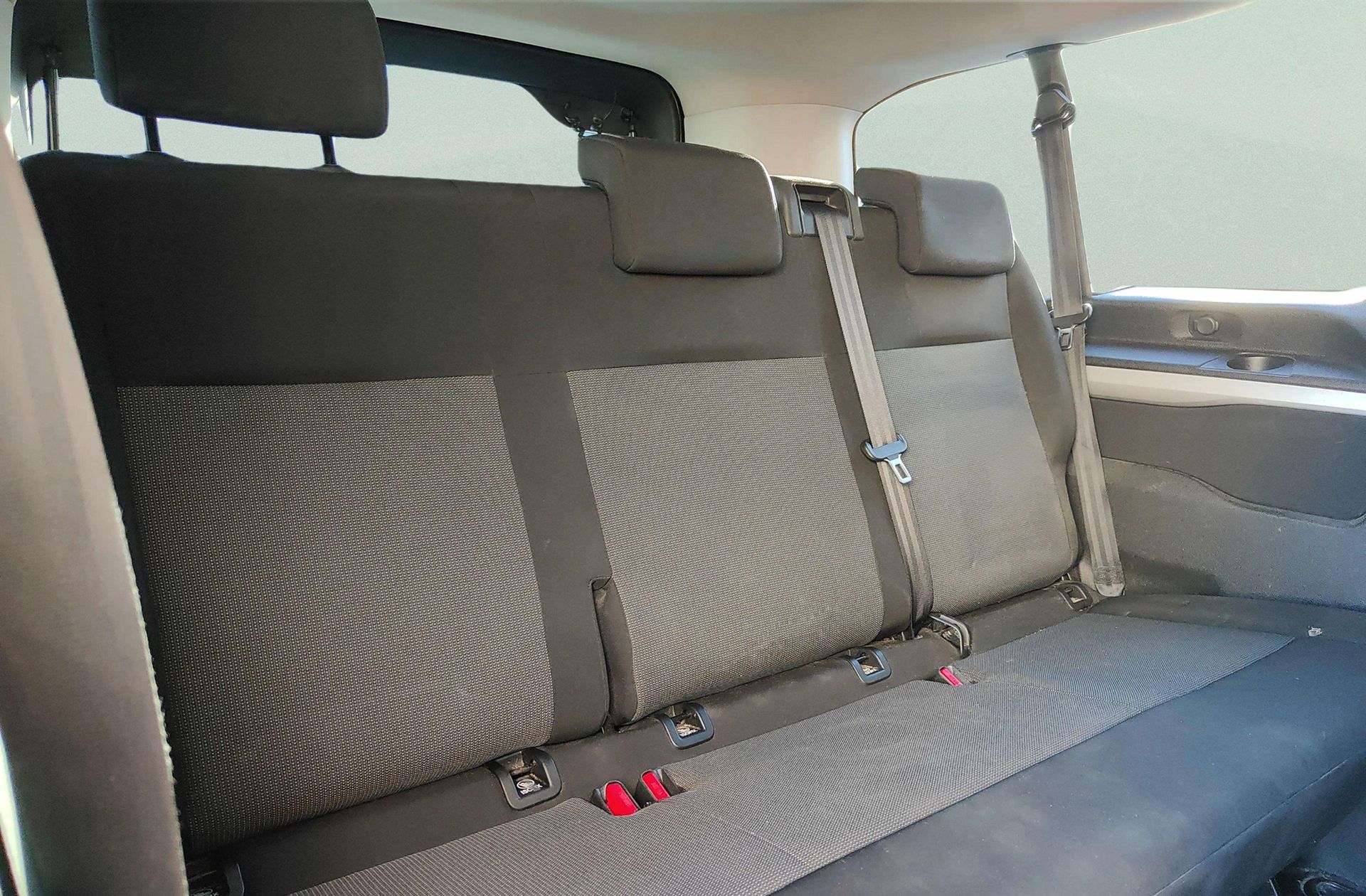 Peugeot Traveller 2.0 BlueHDi Business Long EAT8 8 plazas - foto 15
