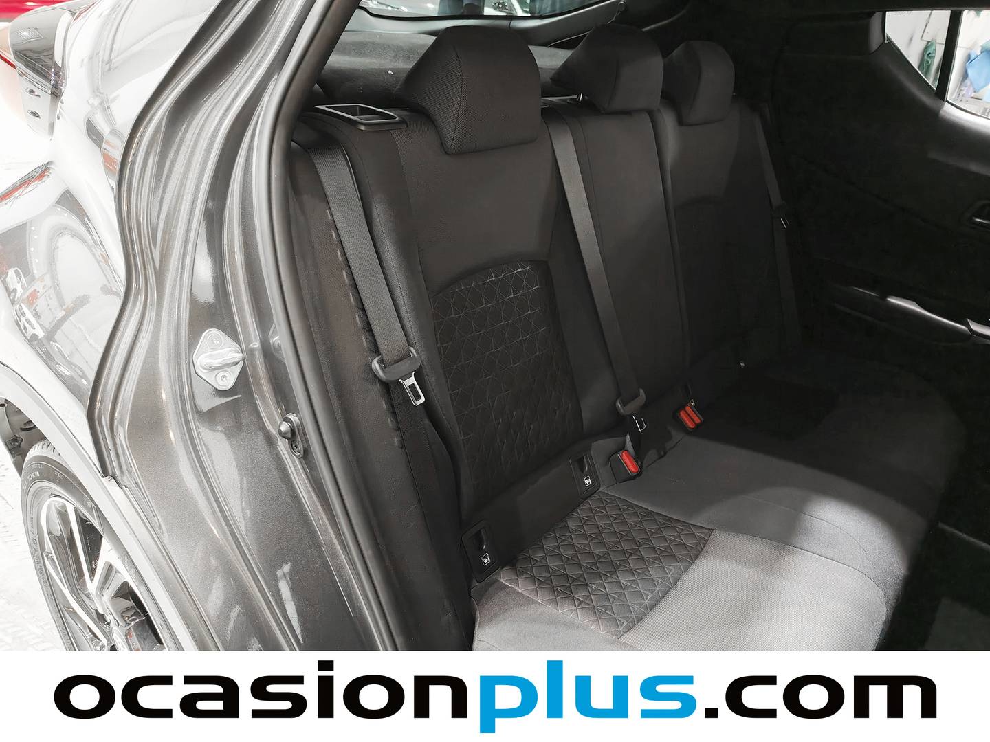 Foto Toyota C-HR Toyota C-HR 180H Advance (184 CV)