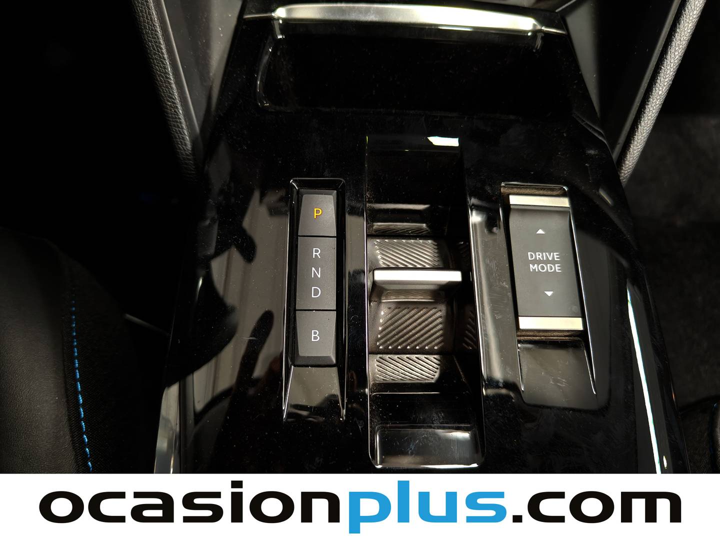 Foto Citroën ë-C4 X Citroen ë-C4 X 50KWh eléctrico Feel Pack (136 CV)