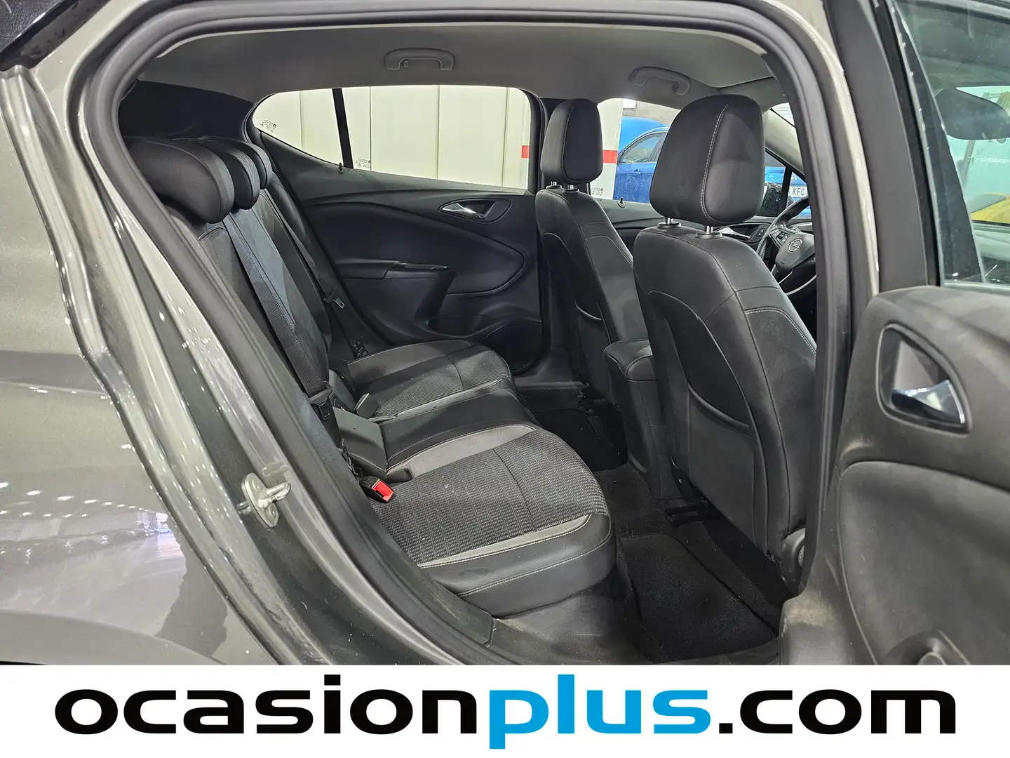 Foto Opel Astra Opel Astra 1.5D DVH Design & Tech (122 CV)