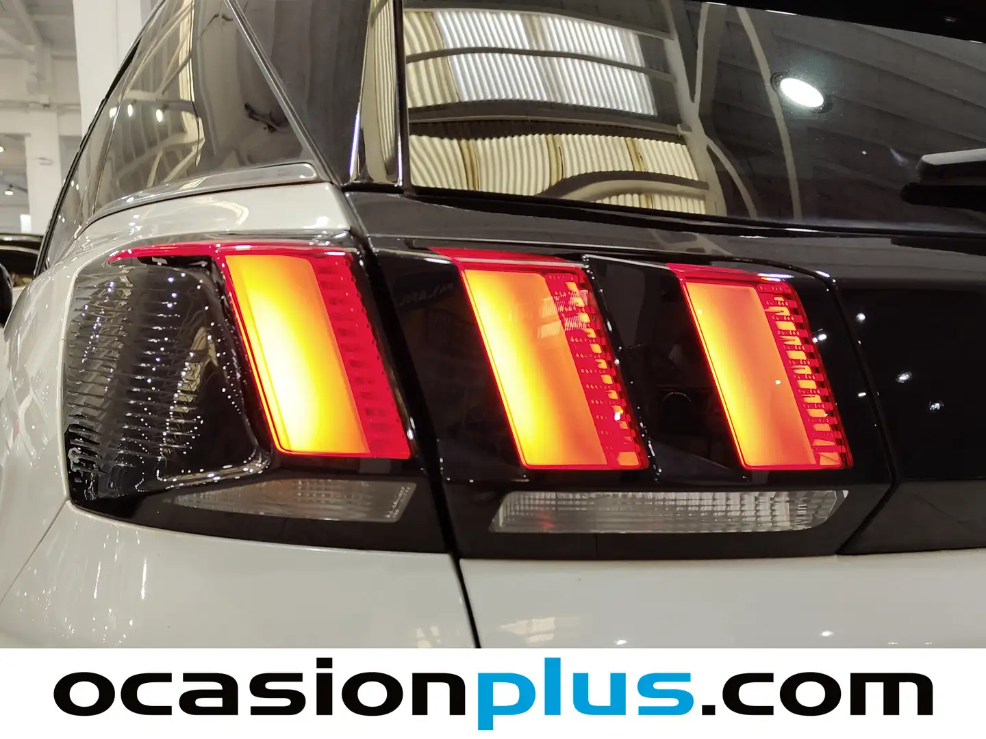 Foto Peugeot 3008 Peugeot 3008 BlueHDi 180 S&S GT EAT8 (180 CV)