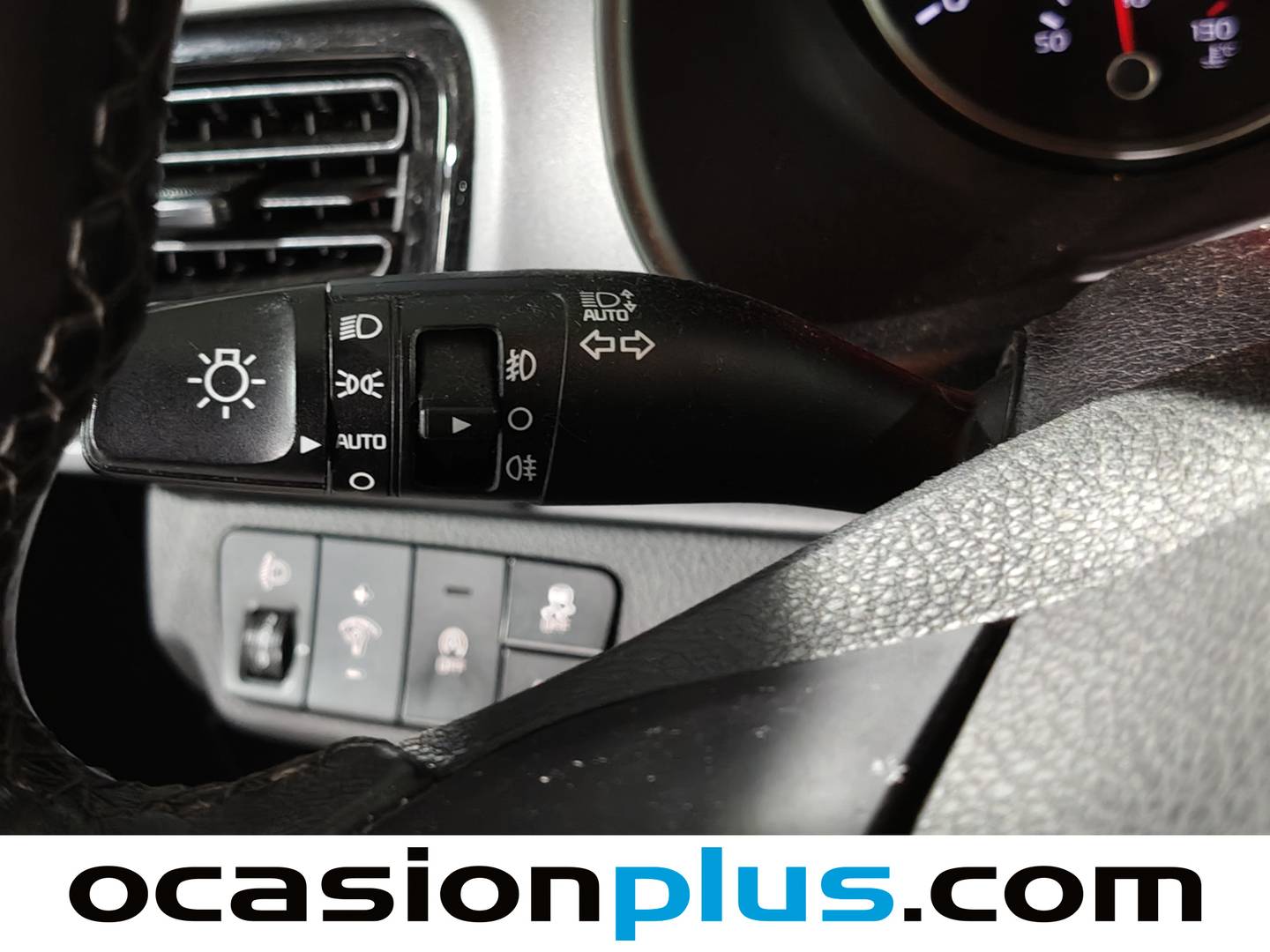 KIA Stonic KIA Stonic 1.0 T-GDi MHEV Drive iMT (100 CV) seminuevo