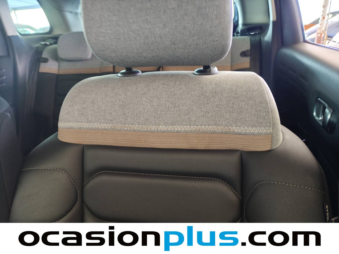 Foto Citroën C3 Aircross Citroen C3 Aircross BlueHDi 120 Shine Pack EAT6 (120 CV)