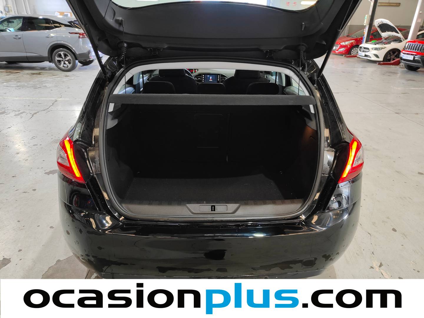 Foto Peugeot 308 Peugeot 308 1.6 e-HDI Allure (115 CV)