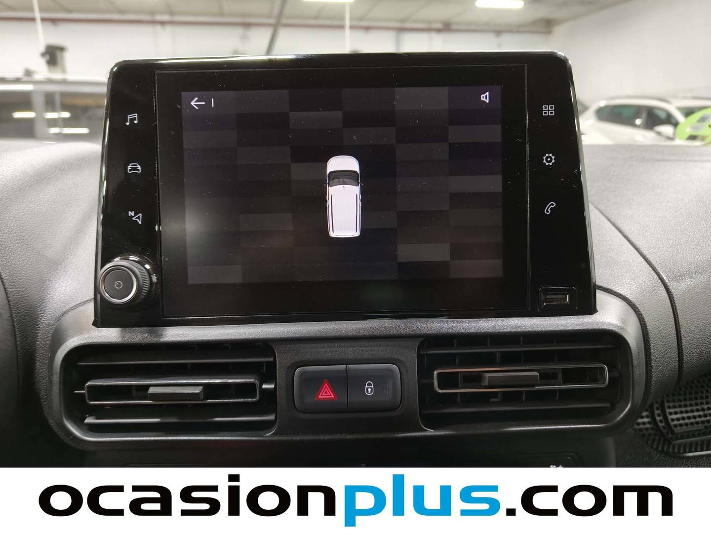 Equipamiento del Citroën Berlingo Citroën Berlingo Combi BlueHDi 130 S&S Talla M 100 años (130 CV)