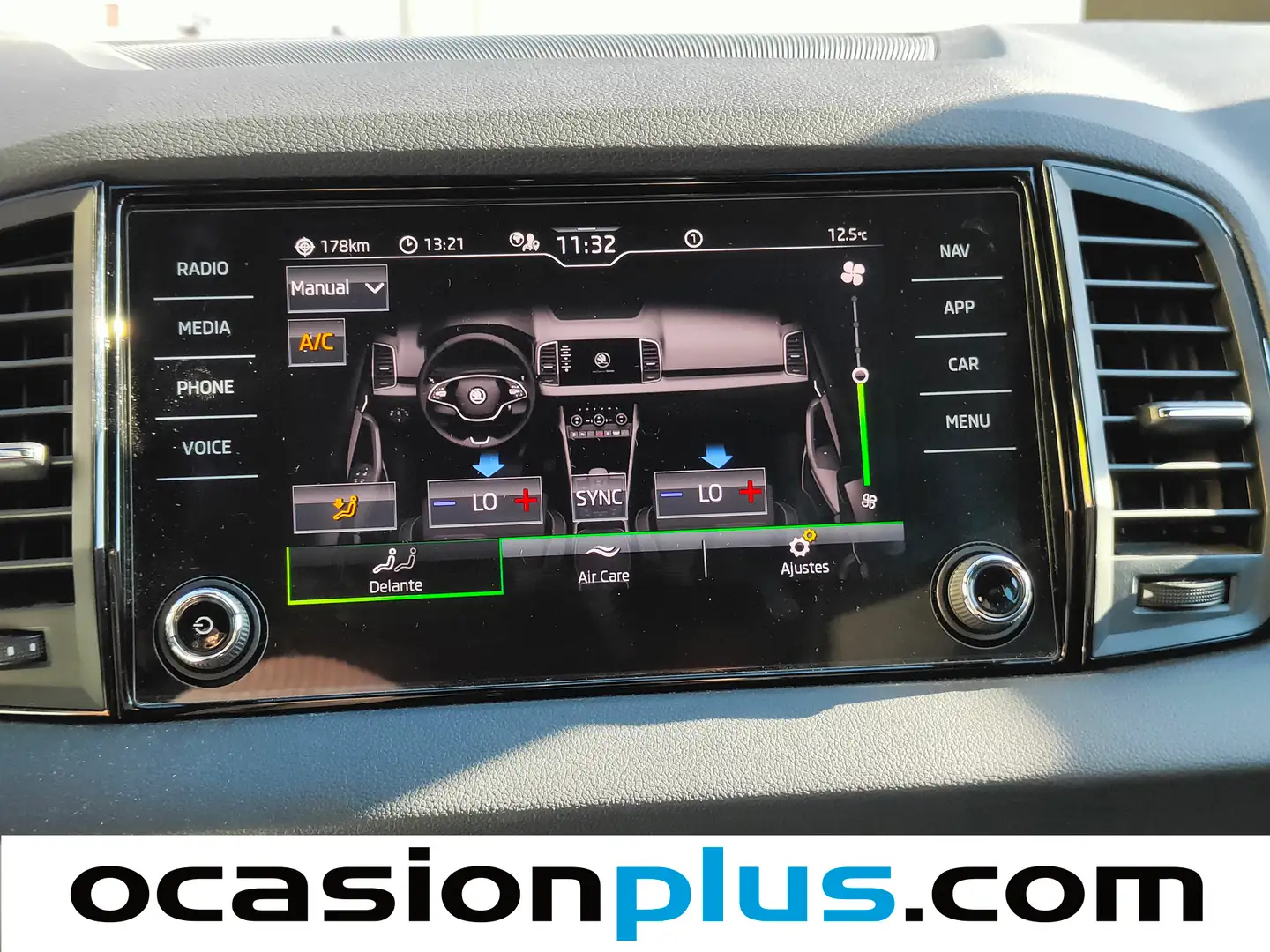 Foto Skoda Karoq Skoda Karoq 1.5 TSI ACT Sportline (150 CV)