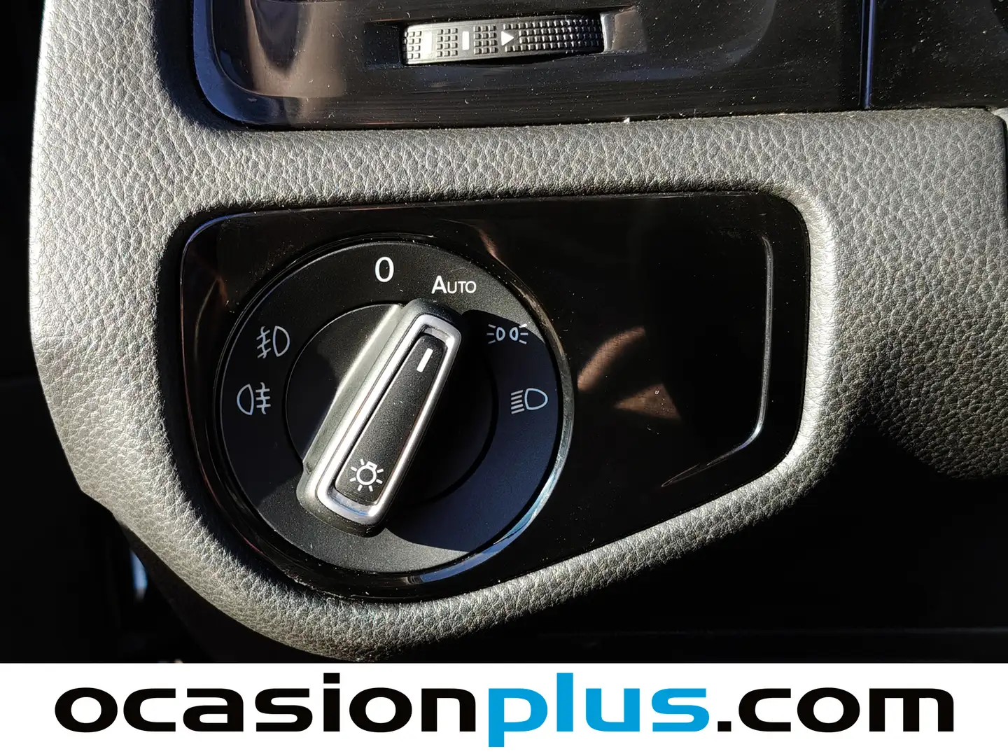 Foto Volkswagen Golf Volkswagen Golf Sport 2.0 TDI BMT (150 CV) DSG