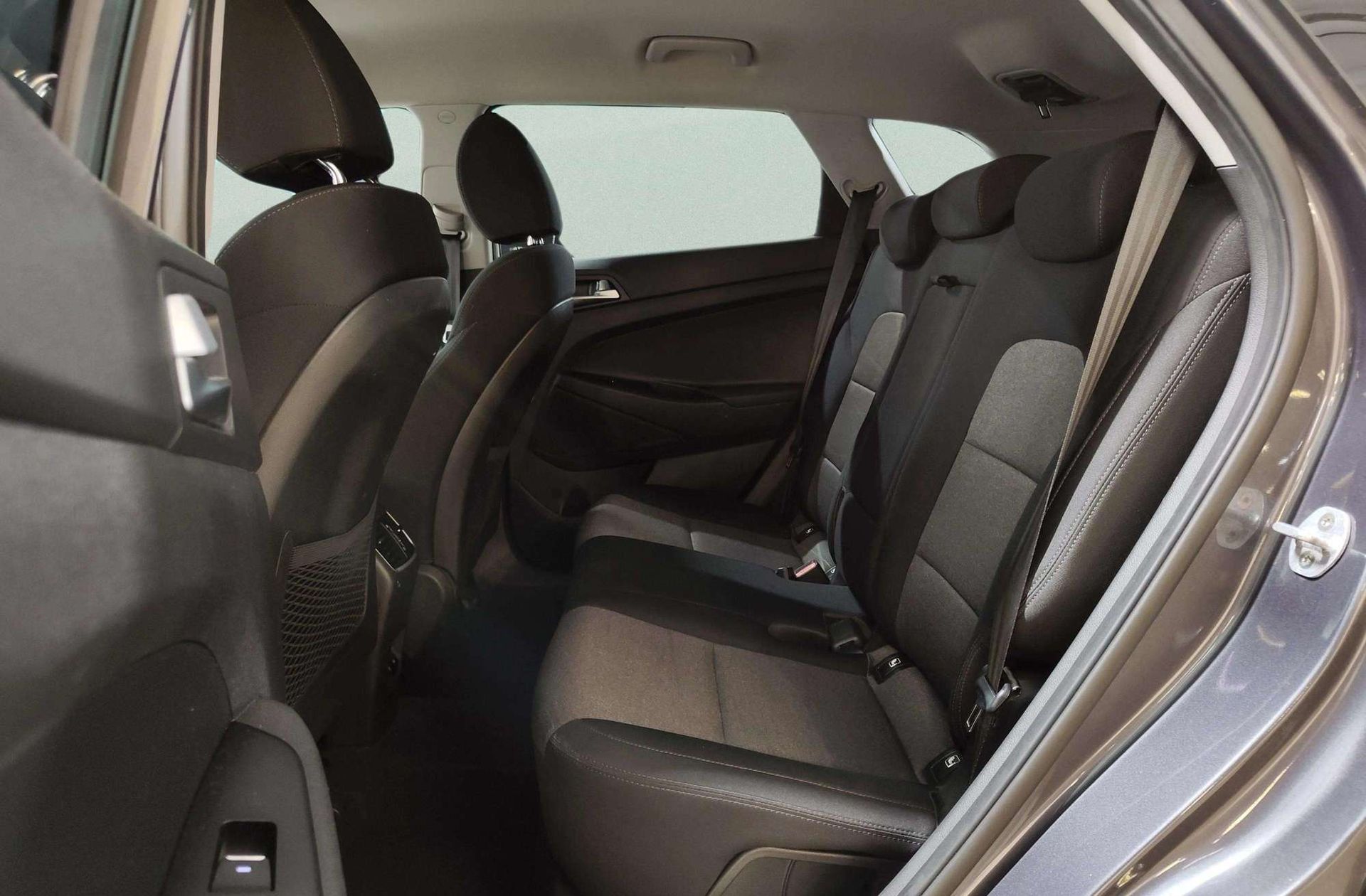 Hyundai Tucson 1.6 GDI SLE 4x2 - foto 12
