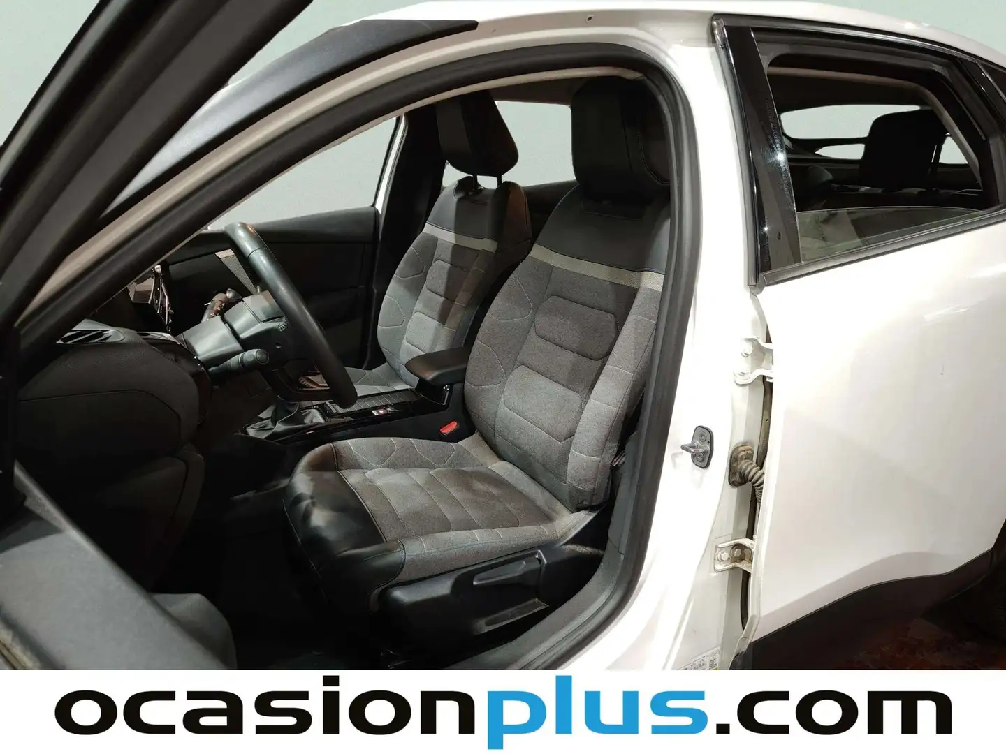 Foto Citroën C4 Citroen C4 PureTech 130 S&S 6v Feel Pack (130 CV)