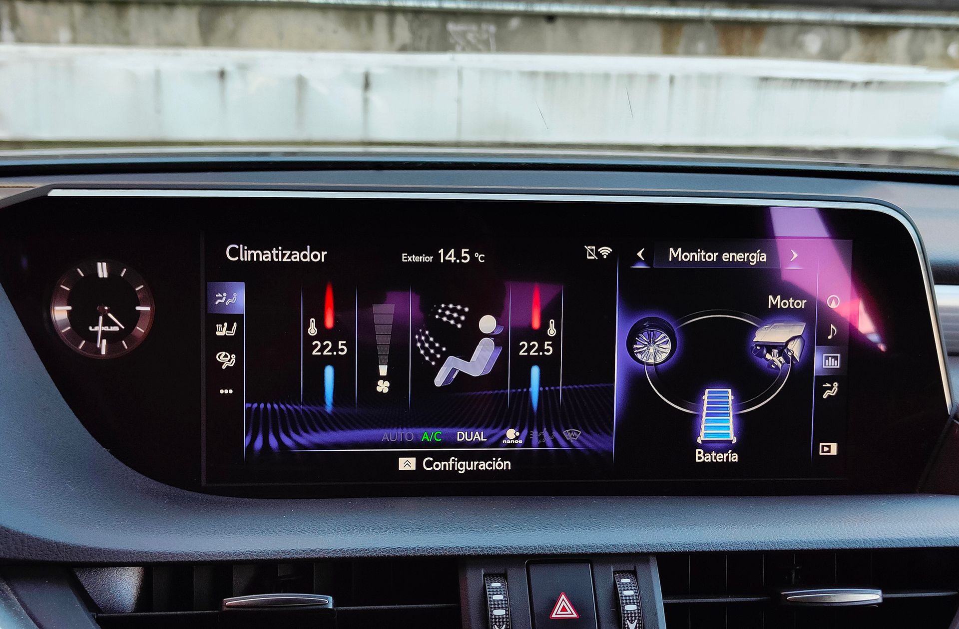 Lexus ES 300h F Sport - foto 34