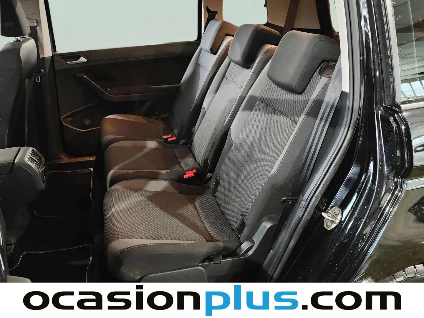 Foto Volkswagen Touran Volkswagen Touran Business 1.6 TDI (115 CV) DSG 7 Plazas