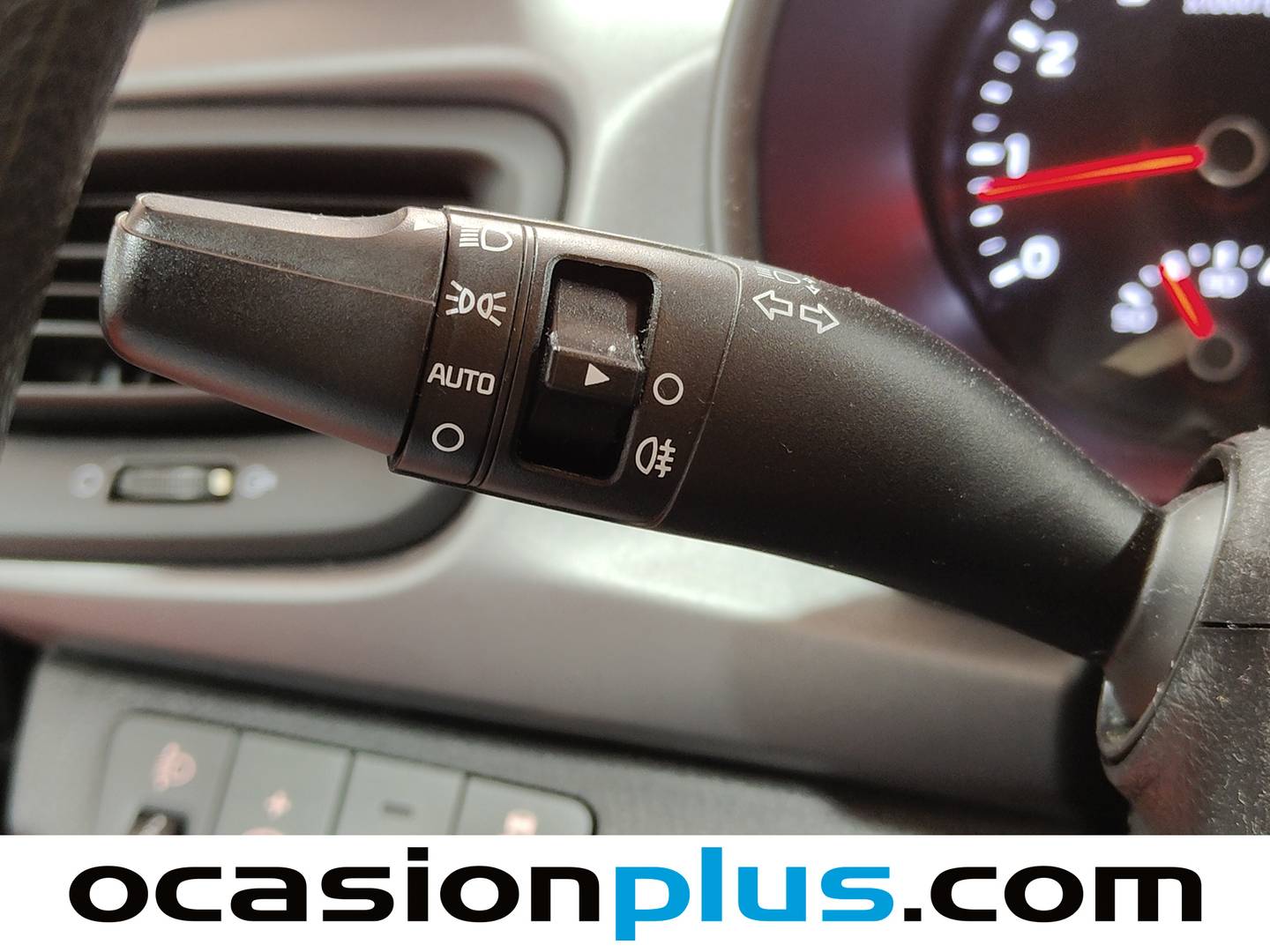 Extras y acabados del KIA Rio KIA Rio 1.2 DPi Concept (84 CV)