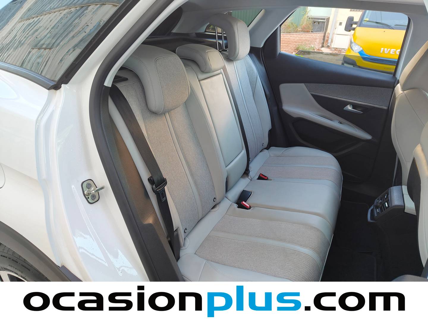 Peugeot 3008 Peugeot 3008 PureTech 130 Allure EAT6 (130 CV) gasolina